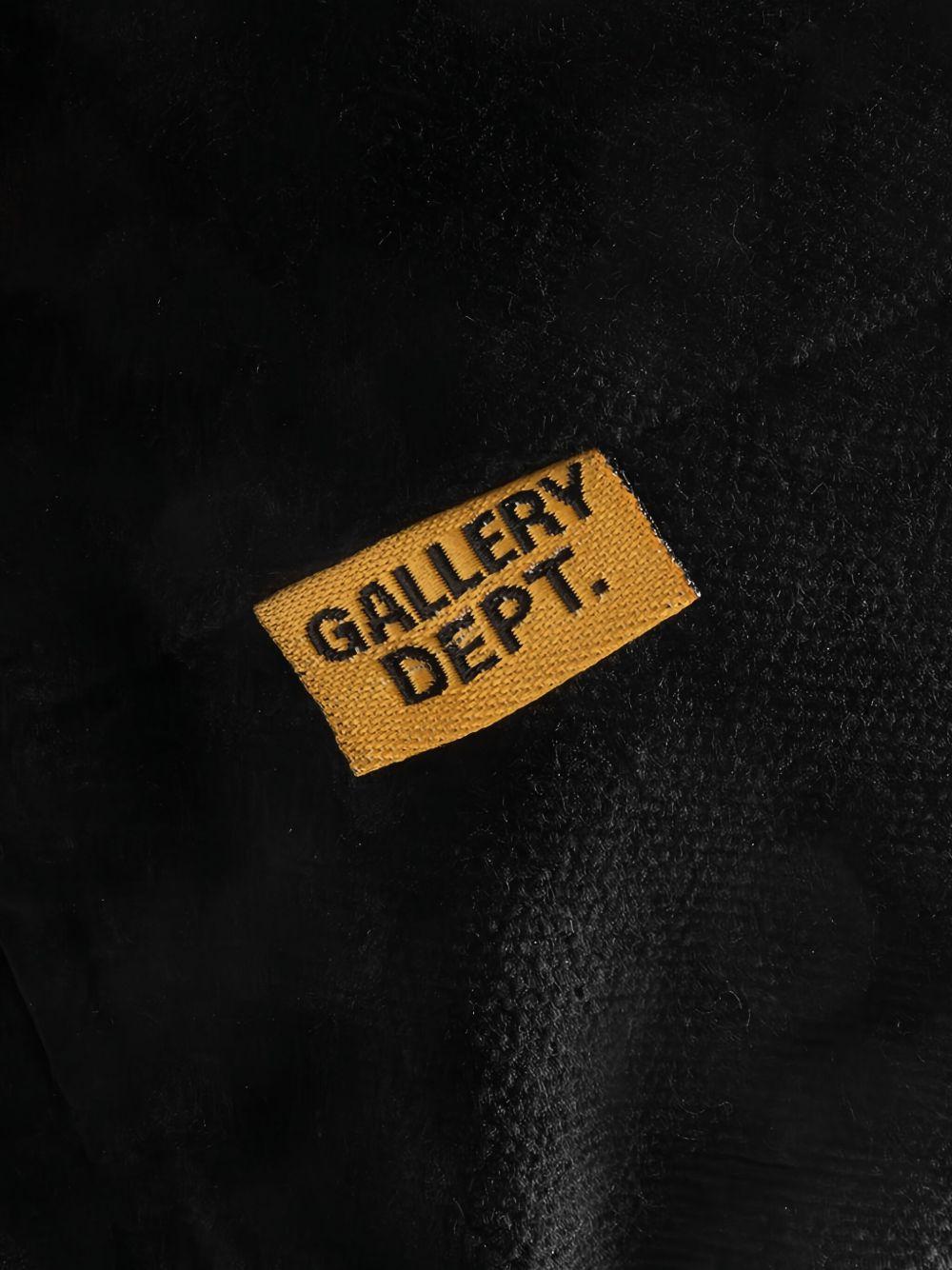 velvet bucket hat Product Image