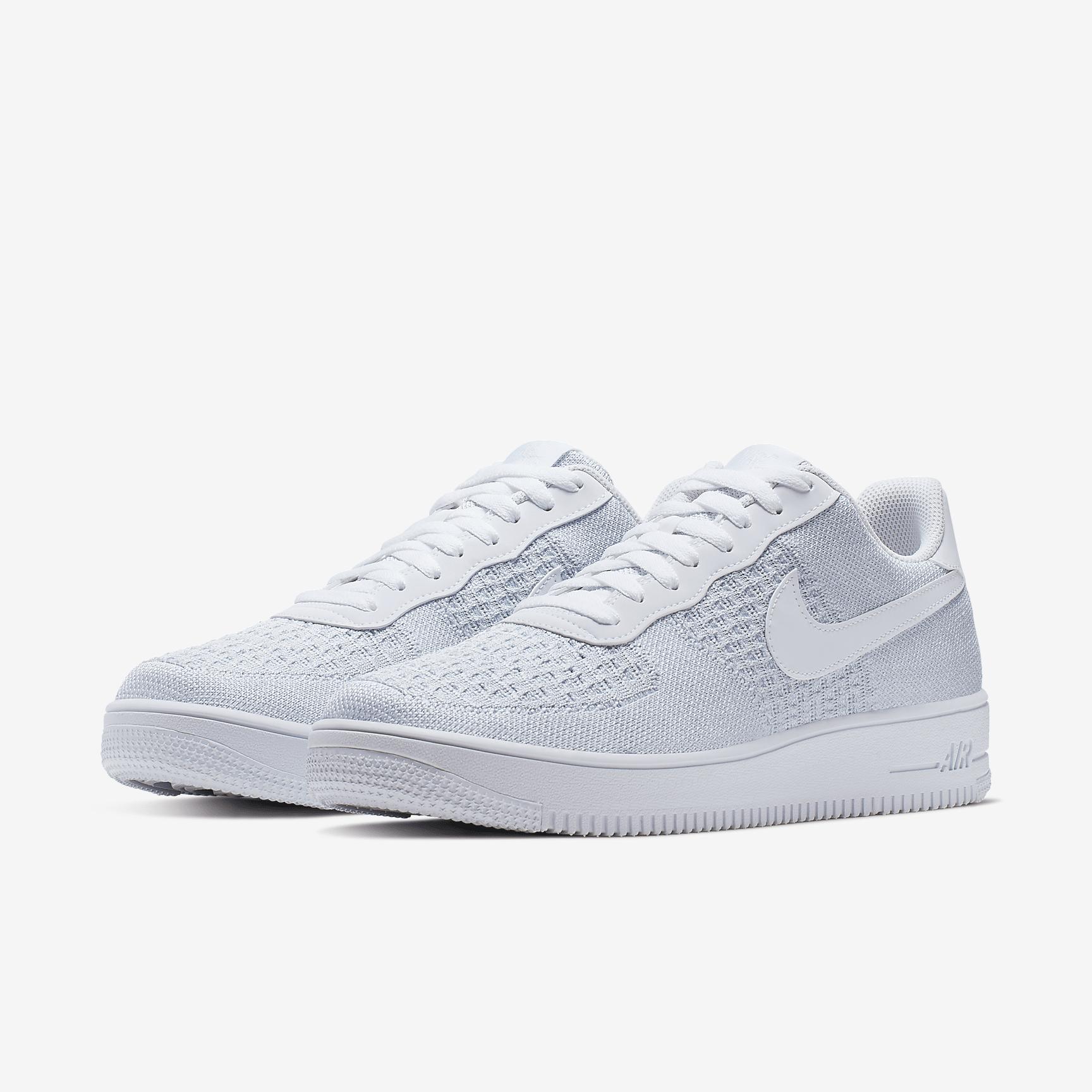Nike Men's Air Force 1 Flyknit 2.0 Shoes Product Image