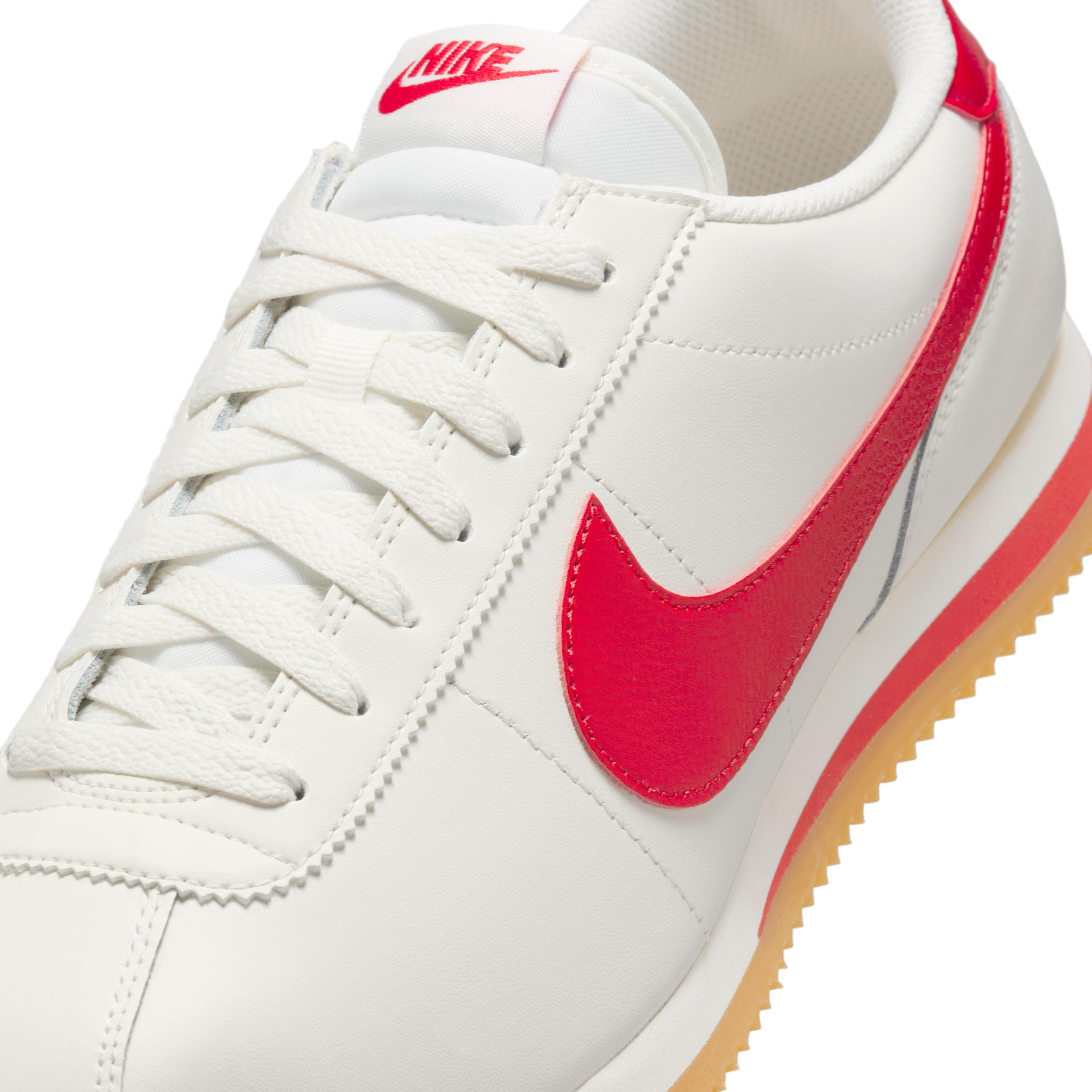 Nike Men's Cortez Leather Shoes Product Image