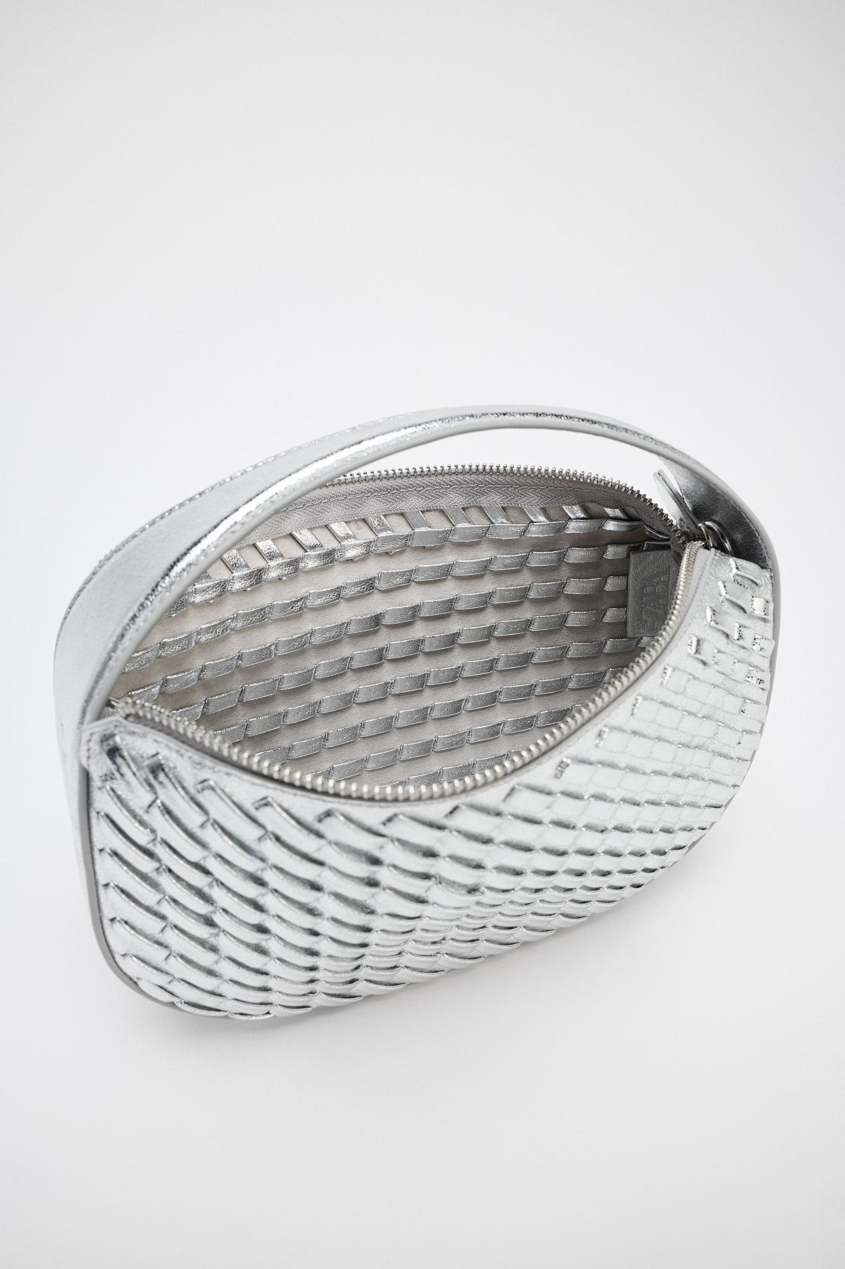 WOVEN EFFECT HANDBAG Product Image