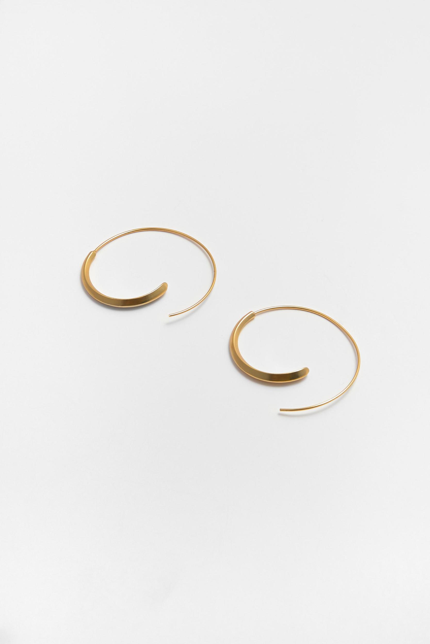 Pack of hoop earrings Product Image