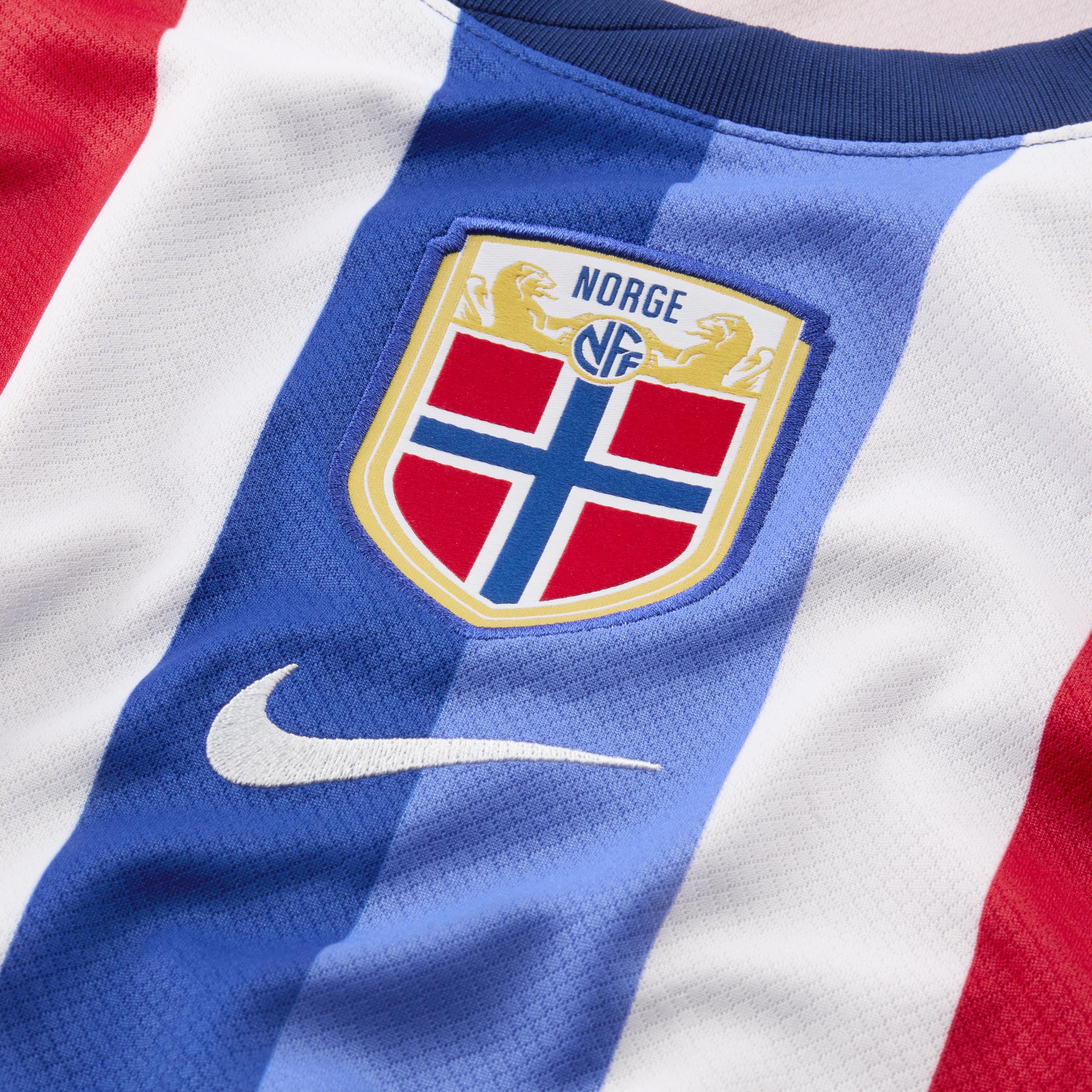 Norway (Team) 2024/25 Stadium Home Nike Mens Dri-FIT Soccer Replica Jersey | FZ0162-677 Product Image
