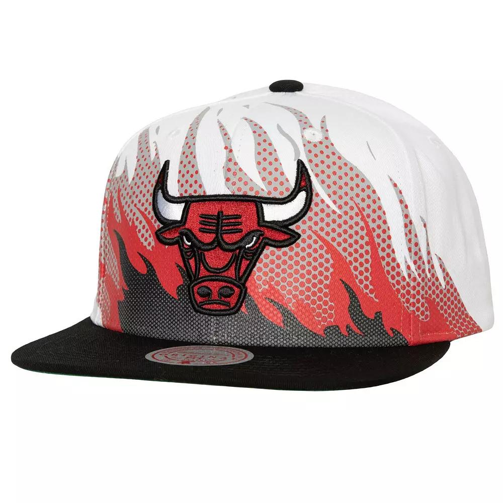 Men's Mitchell & Ness White Chicago Bulls Hot Fire Snapback Hat Product Image
