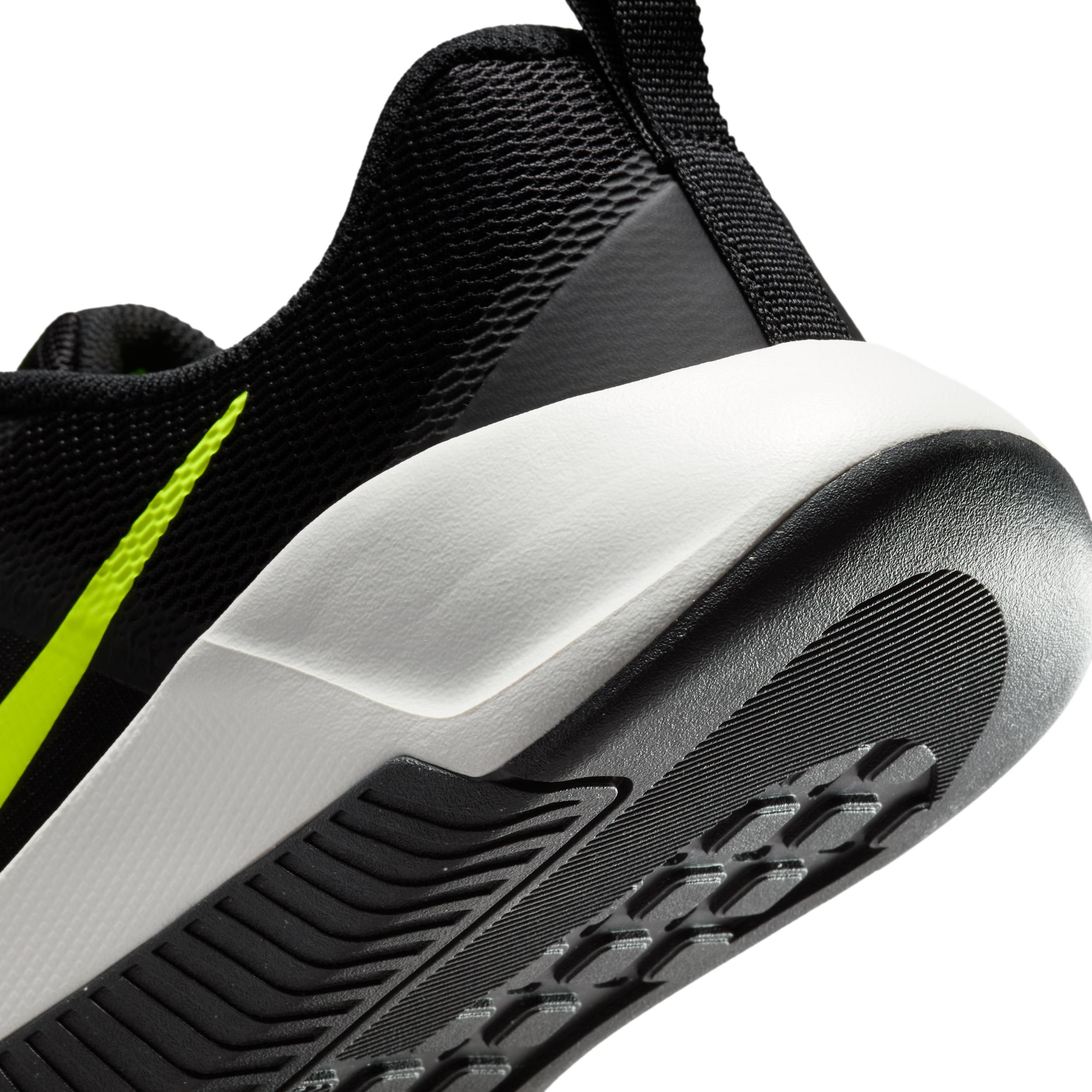 Nike MC Trainer 3 Men's Workout Shoes Product Image