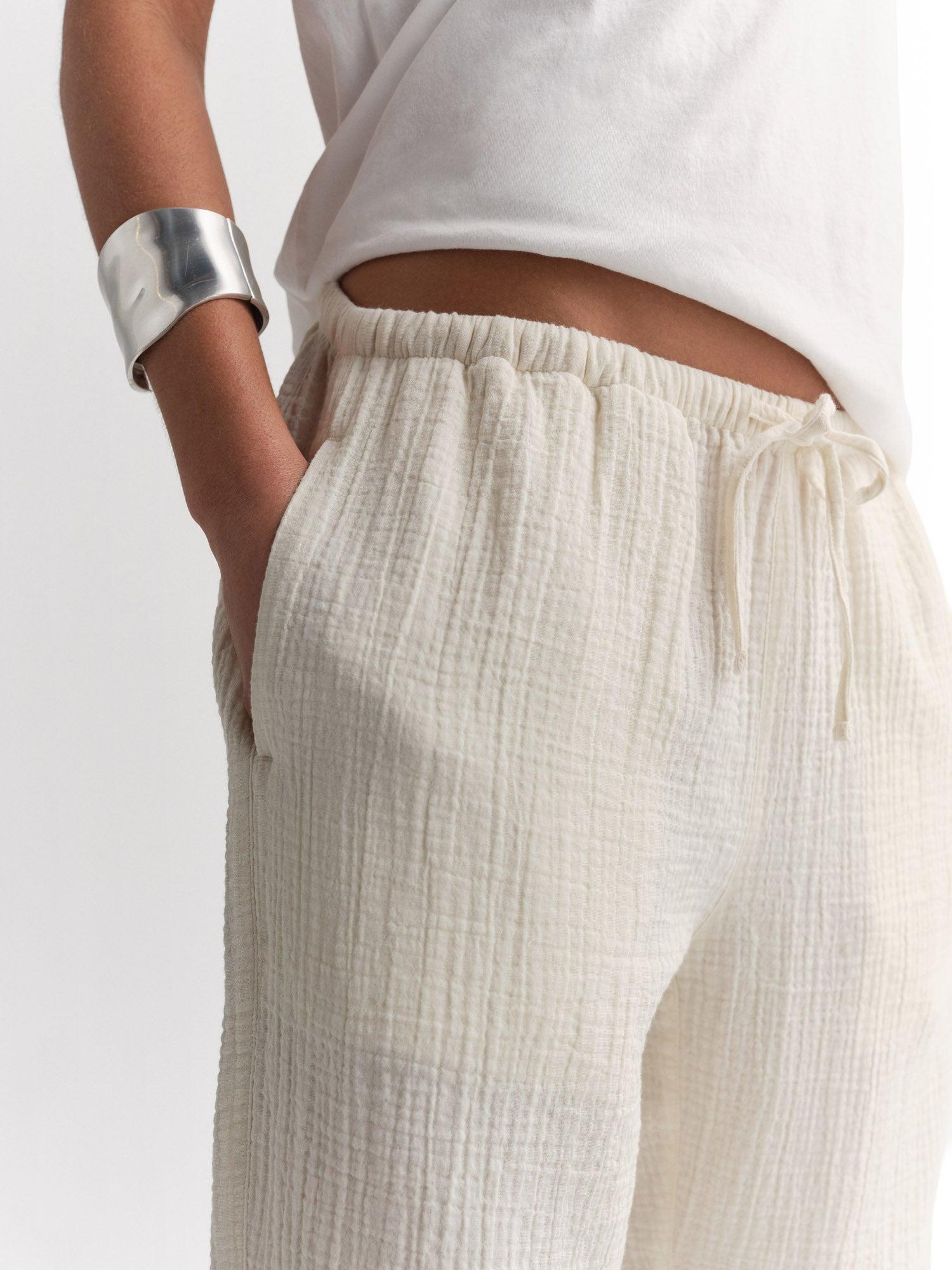 Organic Gauze Essential Pant Female Product Image