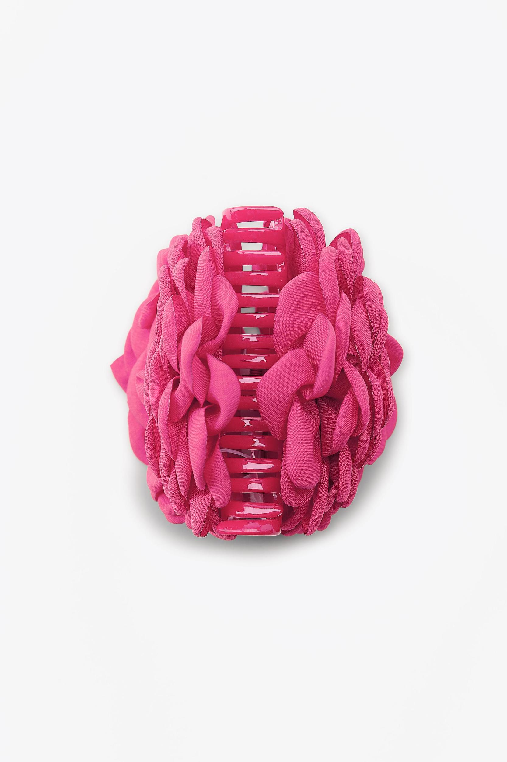 FLOWER FABRIC HAIR CLIP Product Image