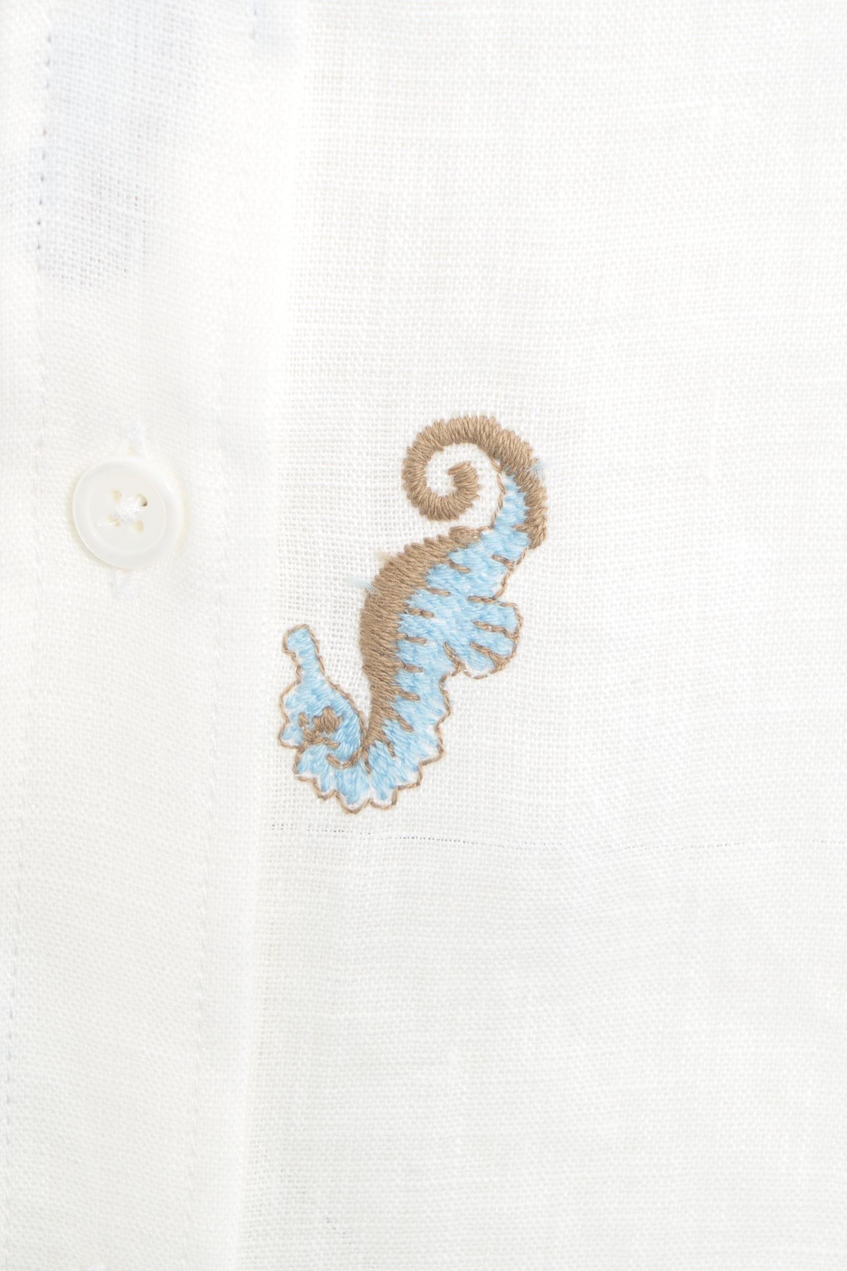 Linen blouse with embroidery Product Image