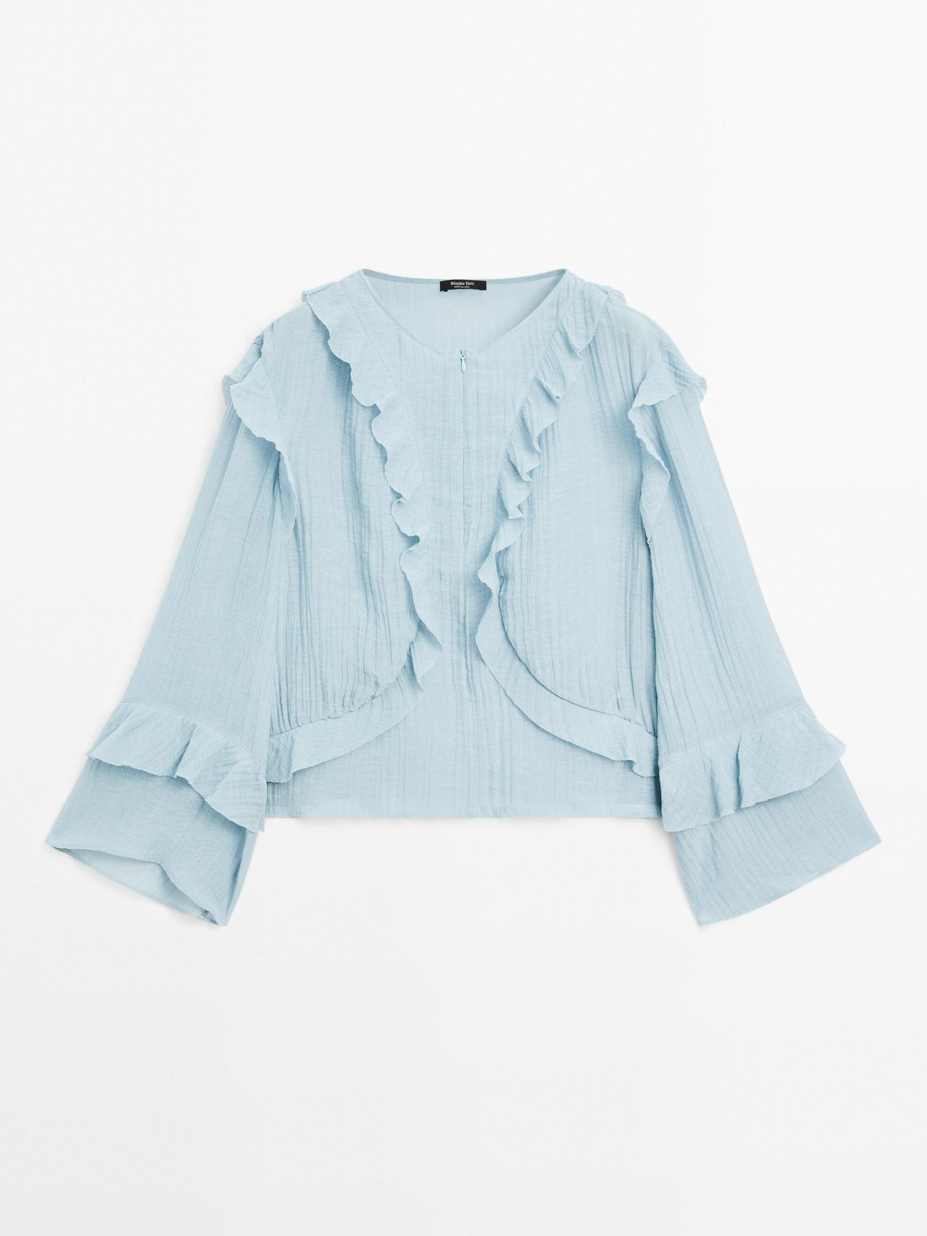 Flowing blouse with ruffles Product Image