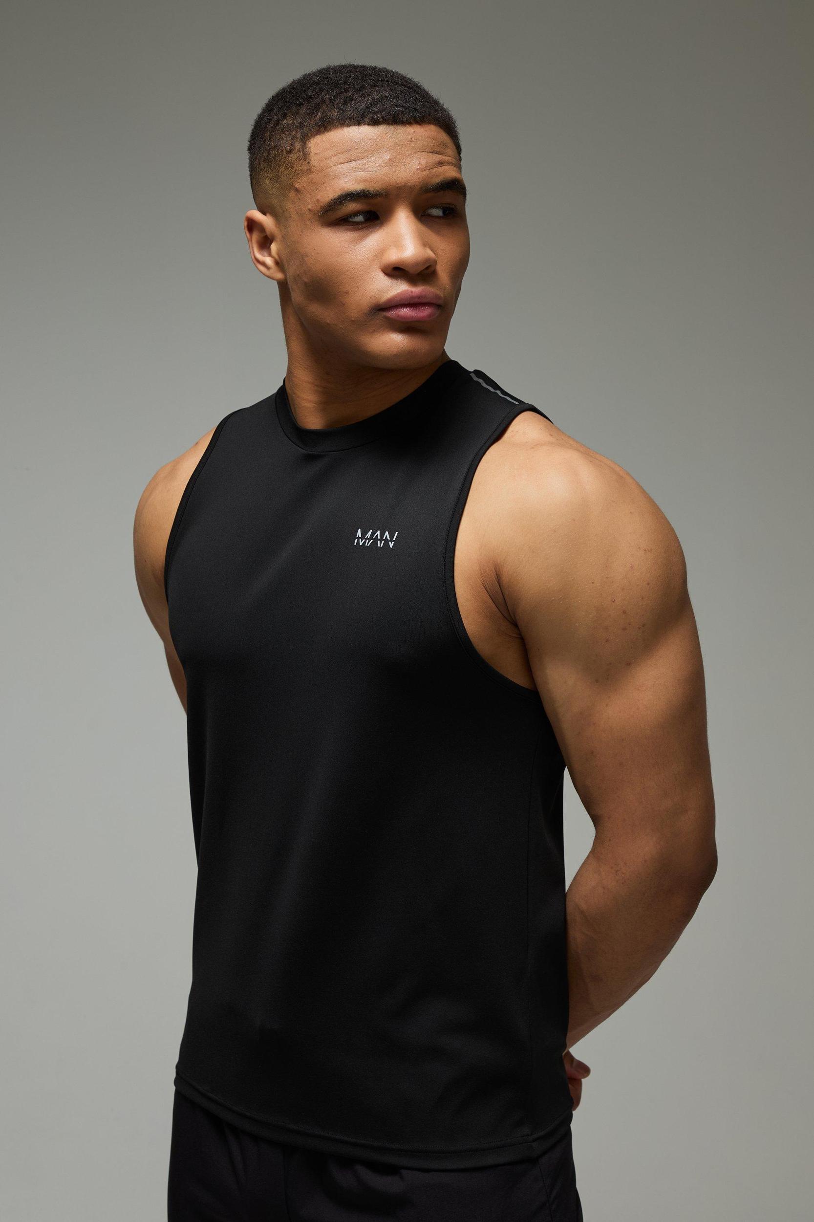 Man Active Regular Reflective Performance Tank | boohooMAN USA Product Image