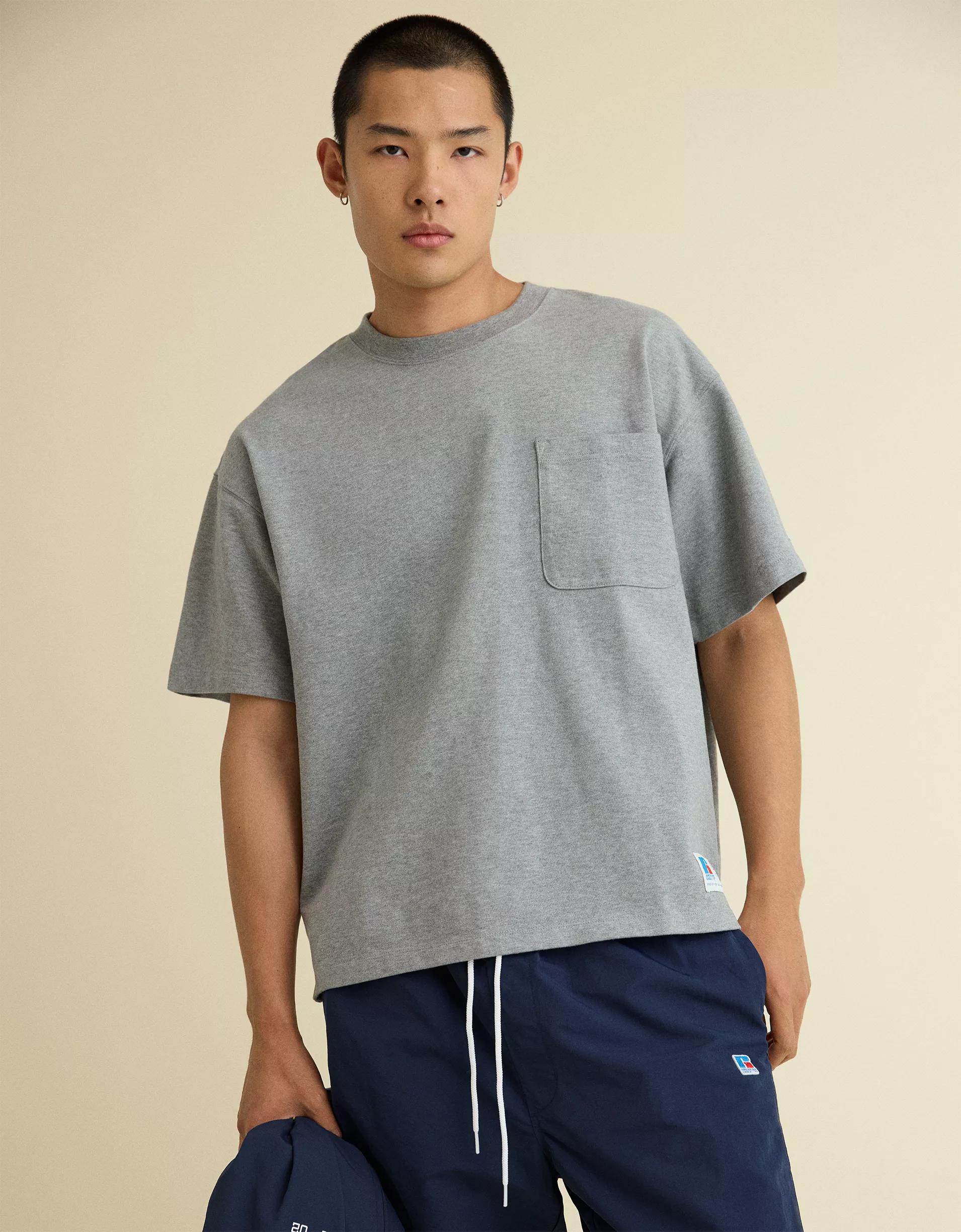 AE x Russell Athletic Heavyweight Pocket T-Shirt Product Image