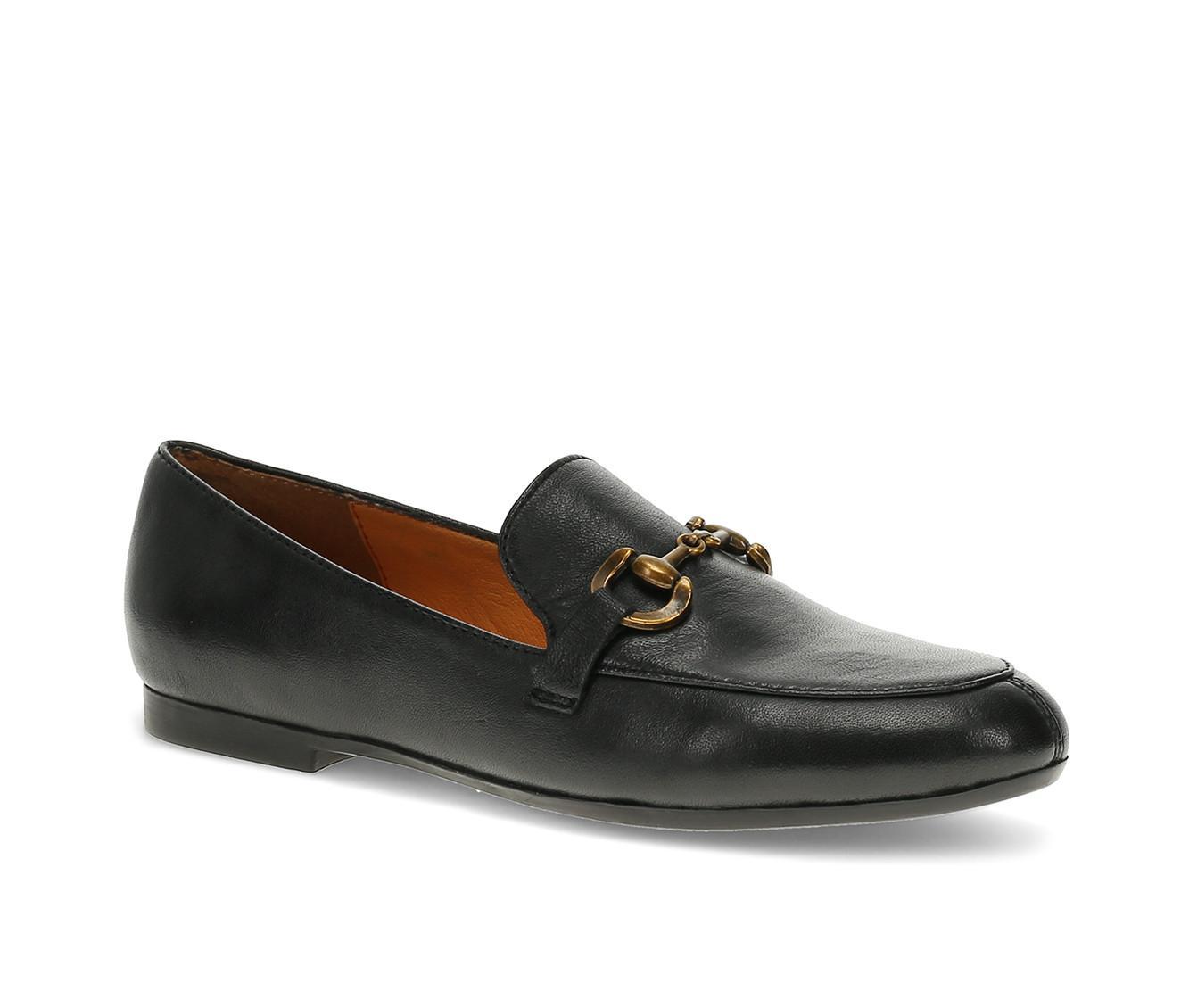 Women's Baretraps Wyatt Loafers Product Image