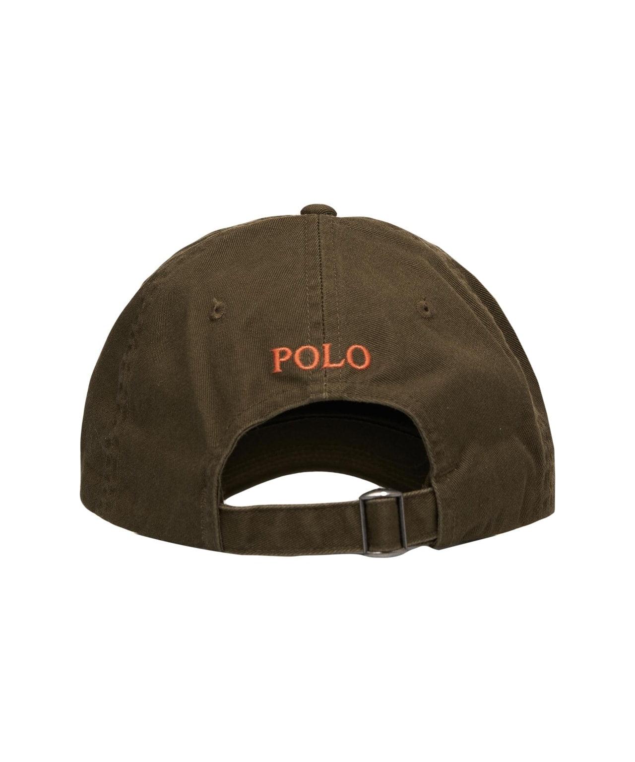 Baseball cap with logo embroidery Product Image