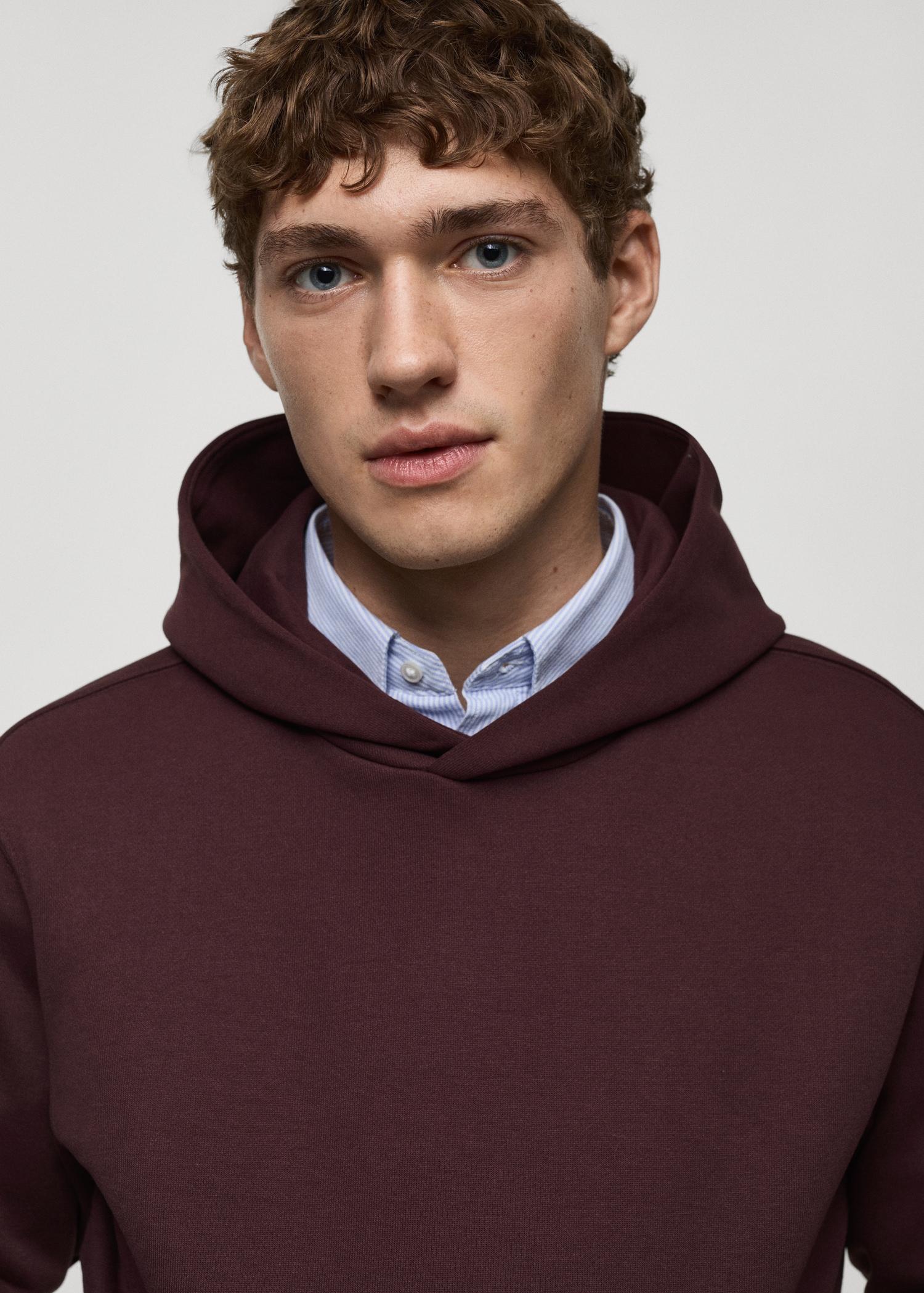 Hoodie cotton sweatshirt - Men | MANGO USA Product Image