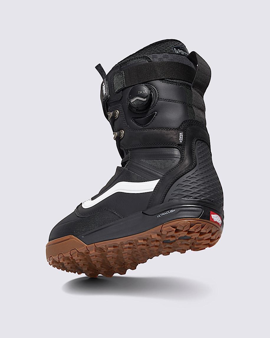 Infuse Gum Snowboard Boot in Black / Gum| Vans US Product Image