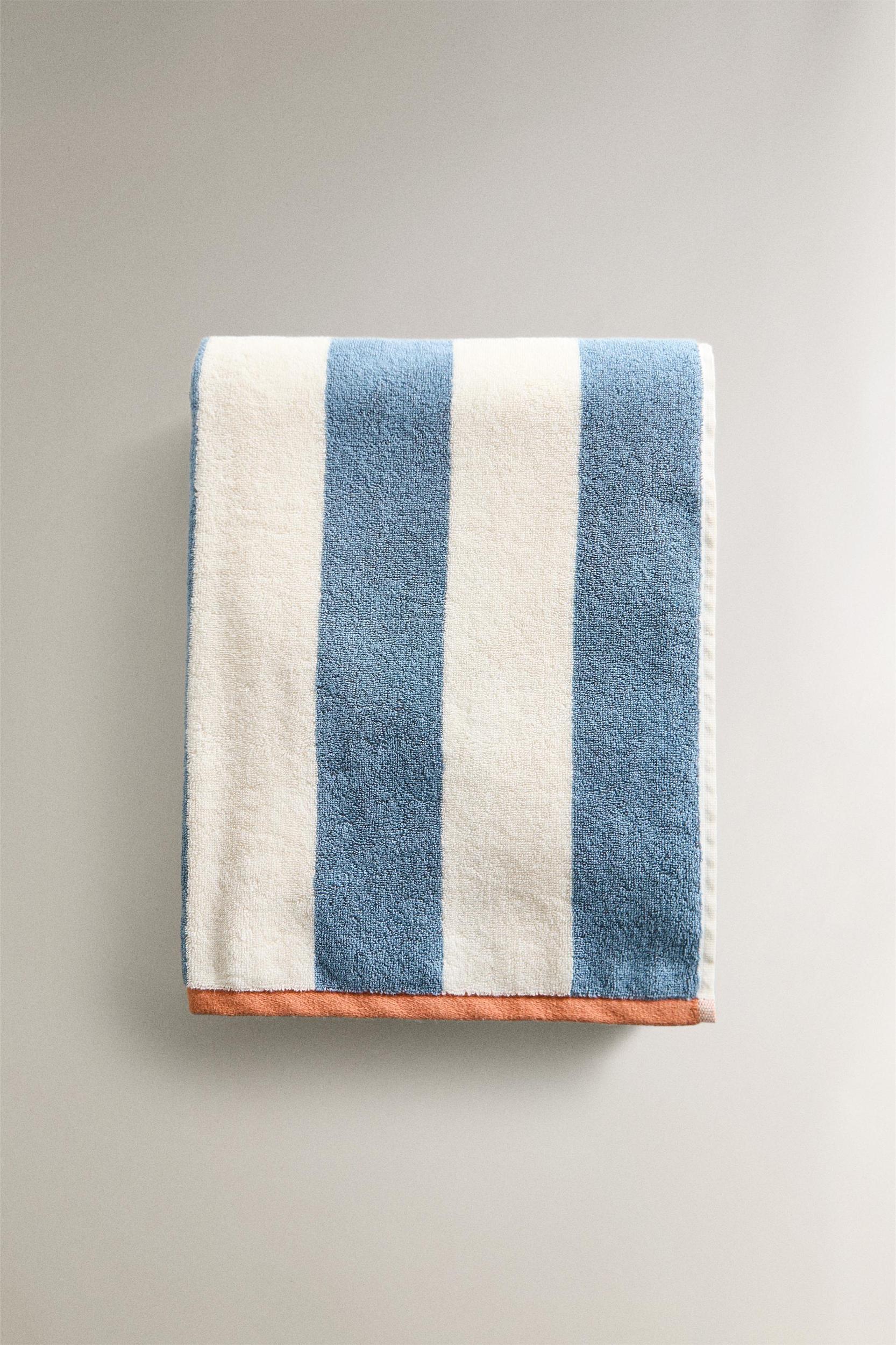 REVERSIBLE STRIPED COTTON TOWEL Product Image