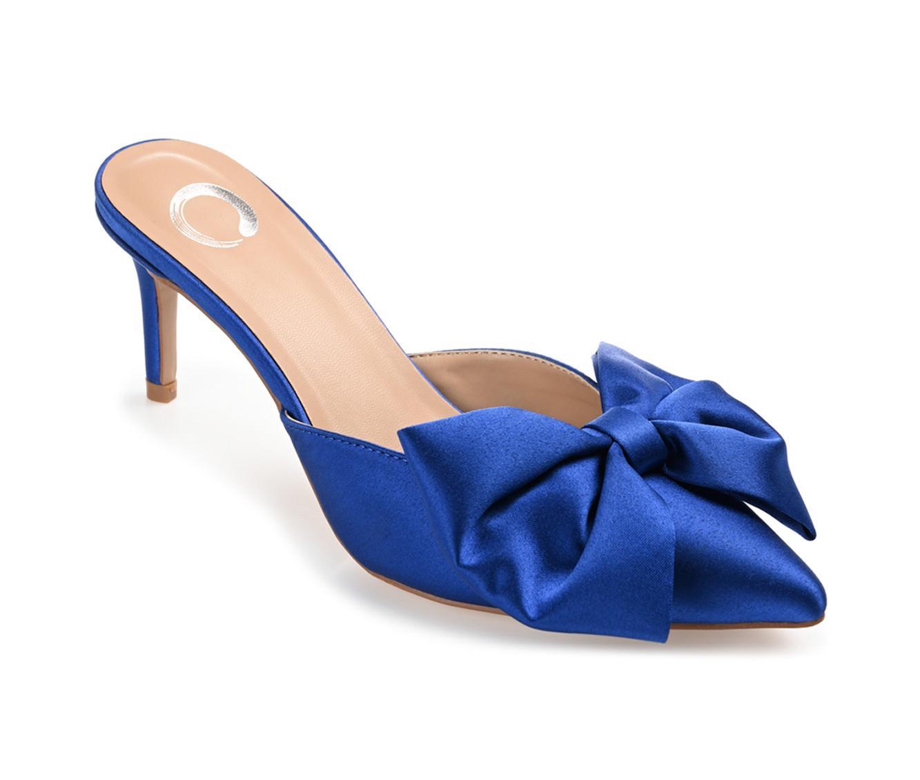 Women's Journee Collection Tiarra Pumps Product Image