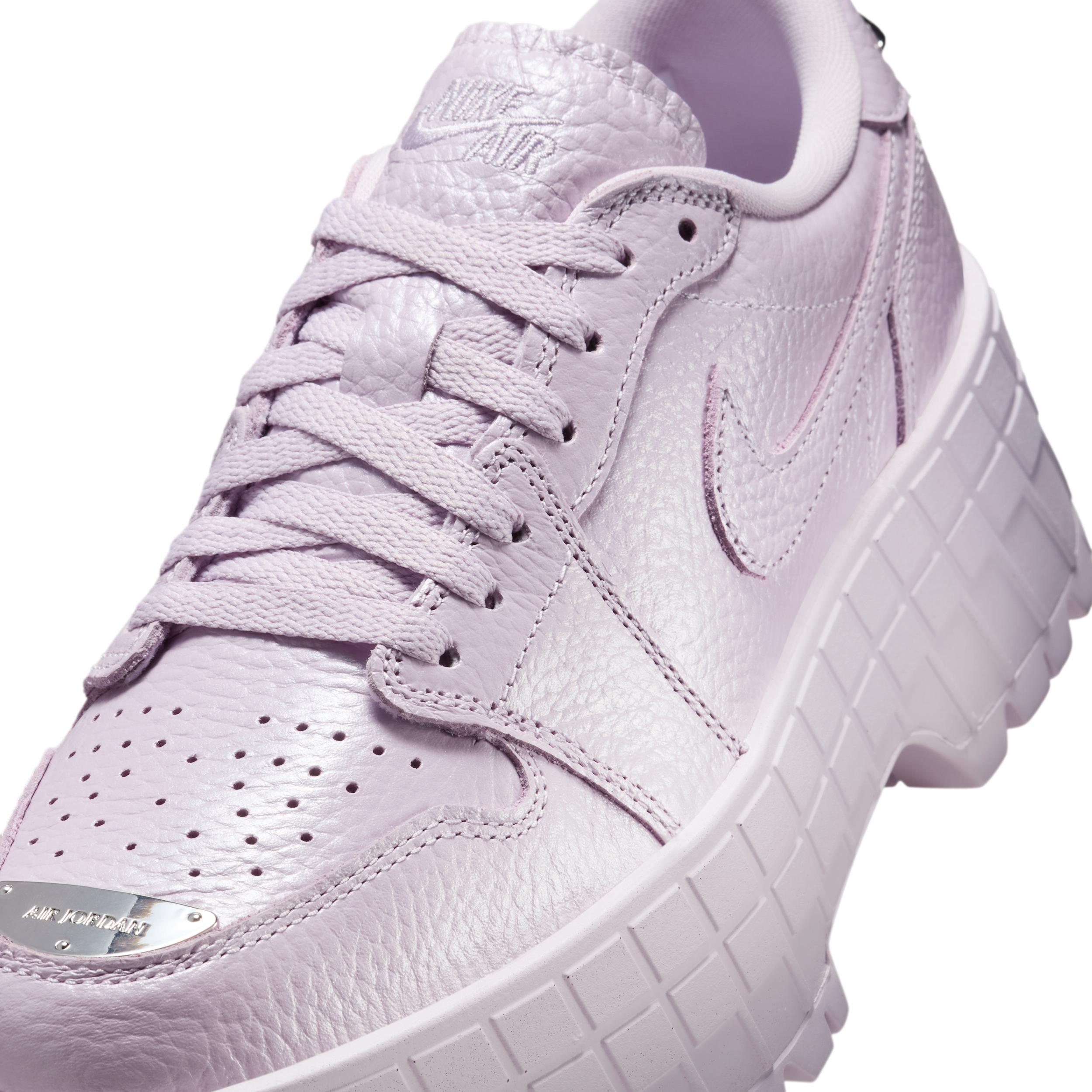 Women's Air Jordan 1 Brooklyn Low Shoes Product Image