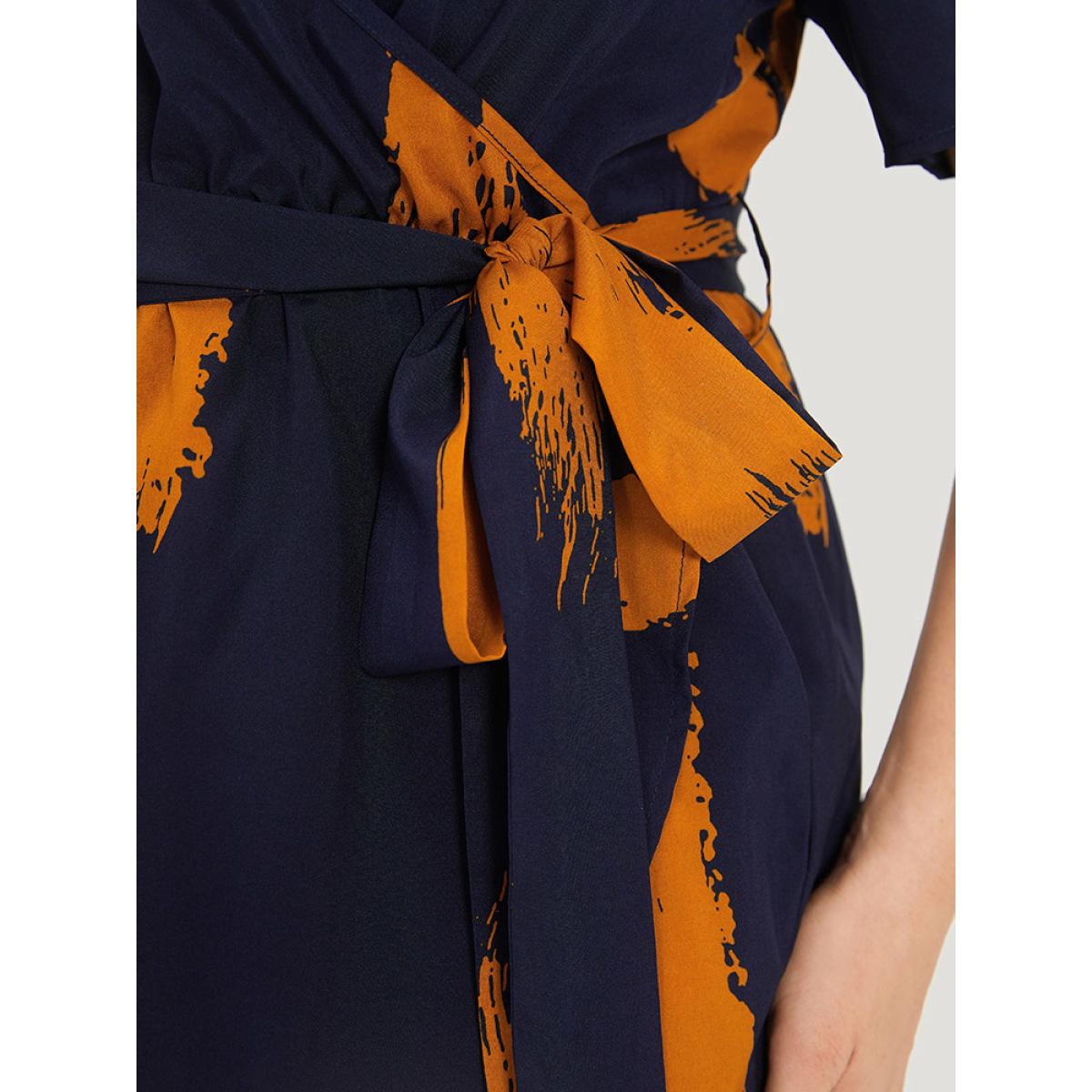 Plus Size Brush Print V Neck Pocket Wrap Hem Belted Dress DarkBlue Women Elegant Wrap V-neck Short sleeve Curvy Short Dress BloomChic 14-16/1X Product Image