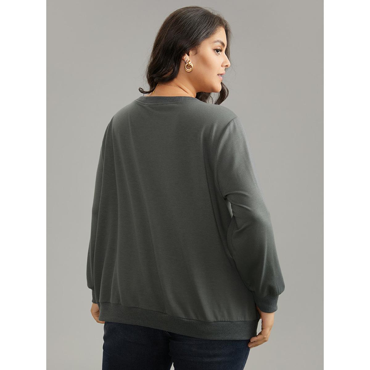 Plus Size Brush Print Star Round Neck Sweatshirt Women DarkGray Casual Plain Dailywear Sweatshirts BloomChic 22-24/3X Product Image