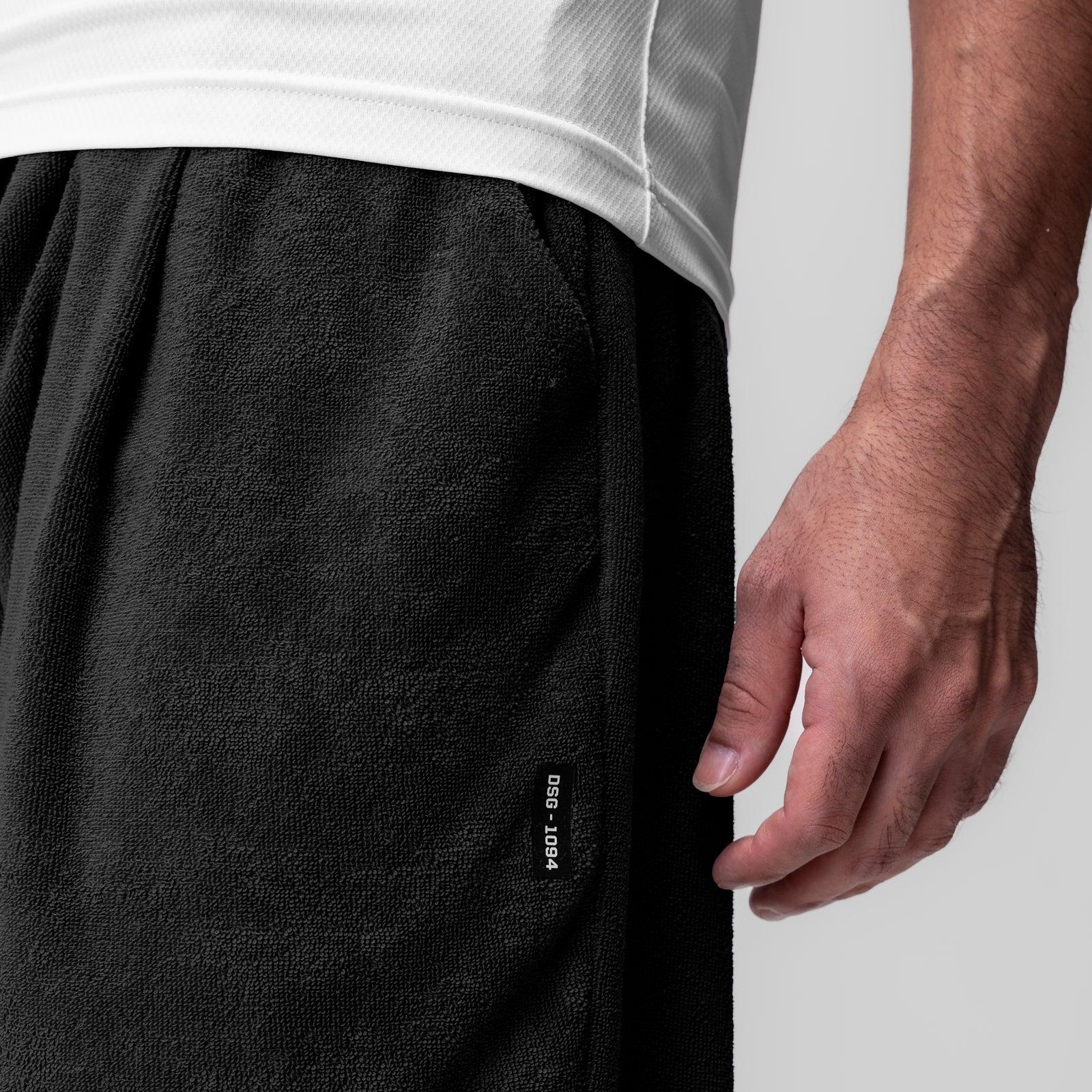 1094. Towel Terry Relaxed Short - Black Product Image