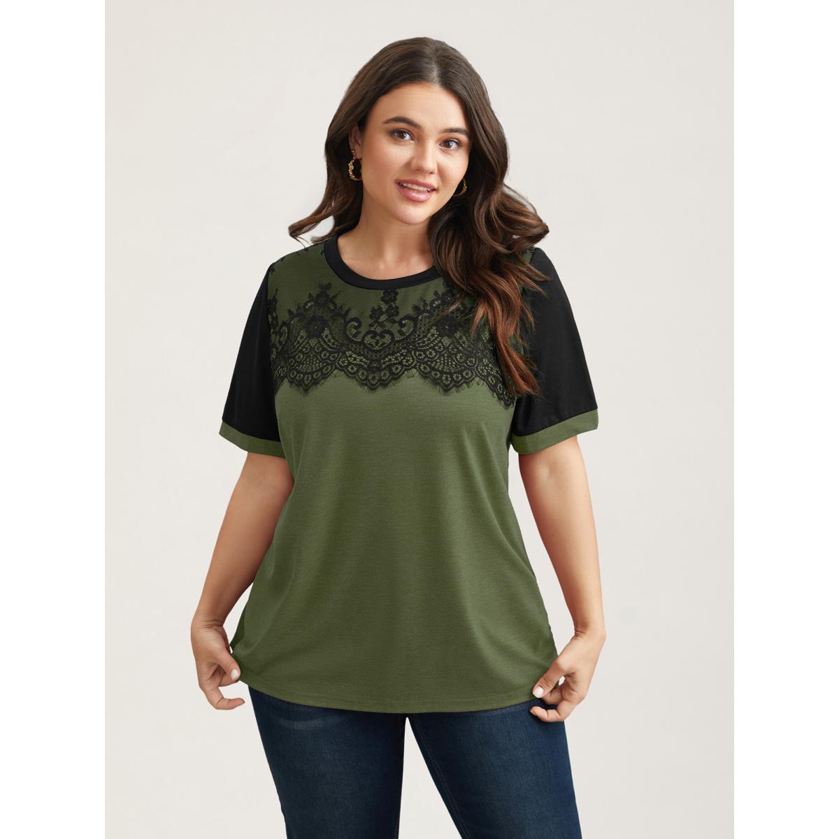 Plus Size Stretchy Scalloped Lace Color Contrast T-Shirt ArmyGreen Women Elegant Contrast Round Neck Everyday T-shirts BloomChic 28/5X Product Image