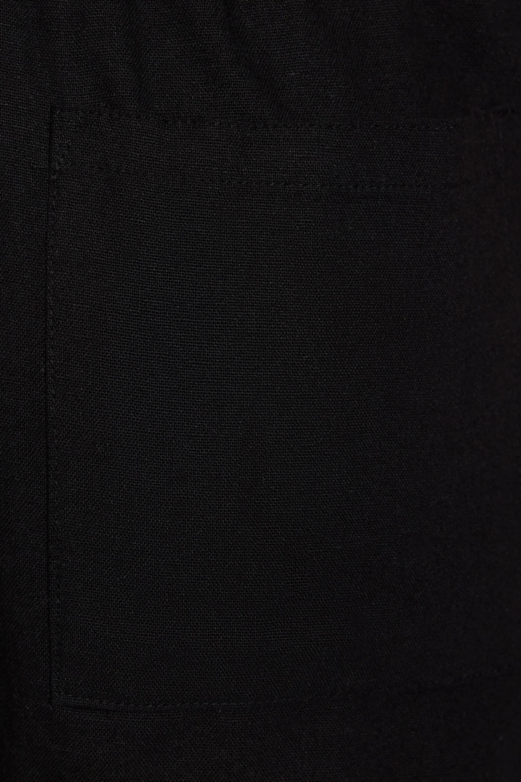 Lina Linen Shorts Product Image