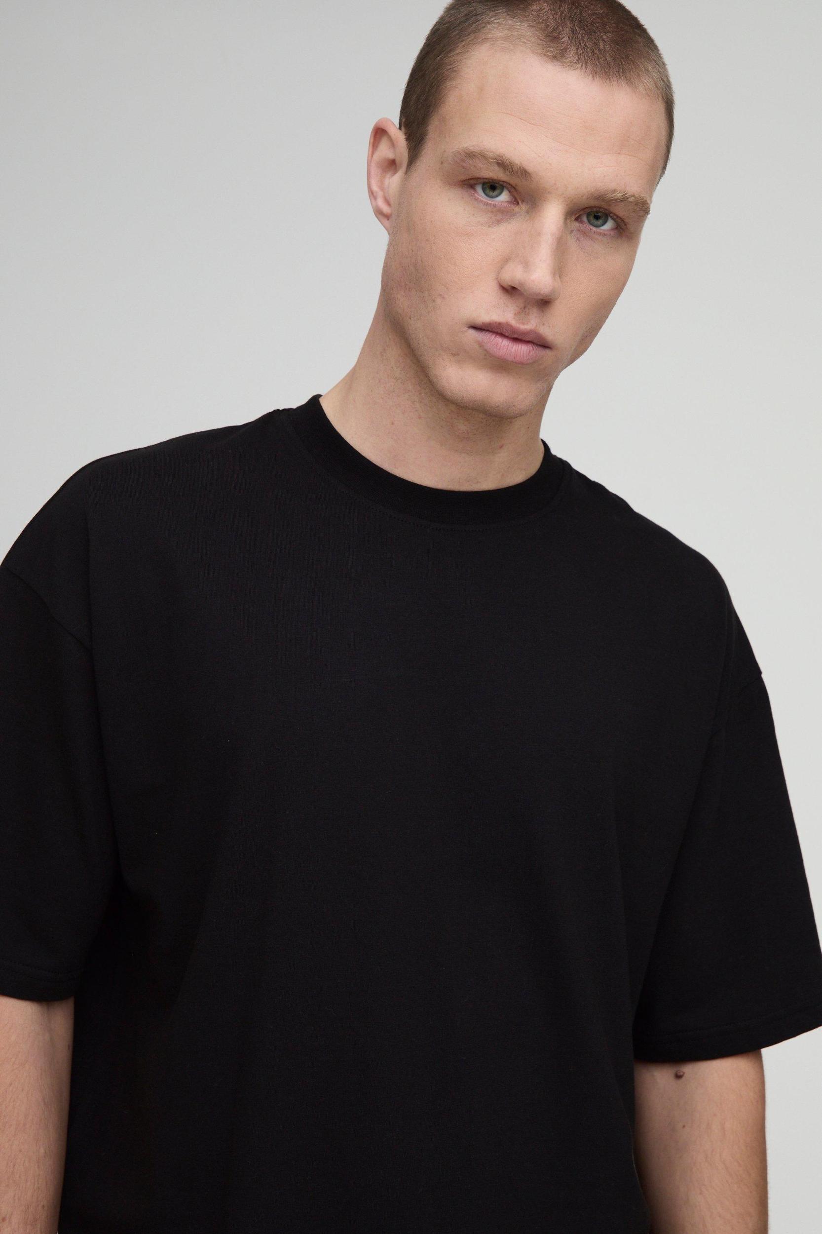Basic Oversized Boxy Crew Neck T-shirt | boohooMAN USA Product Image