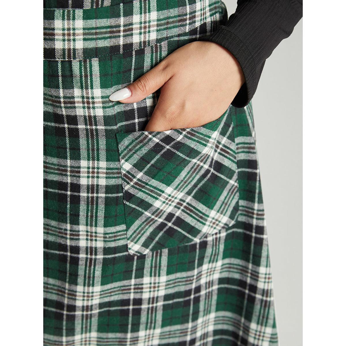 Plus Size Christmas Plaid Patched Pocket Overall Cami Dress DarkGreen Women Elegant Adjustable Straps Spaghetti Strap Sleeveless Curvy Midi Dress BloomChic 12/L Product Image