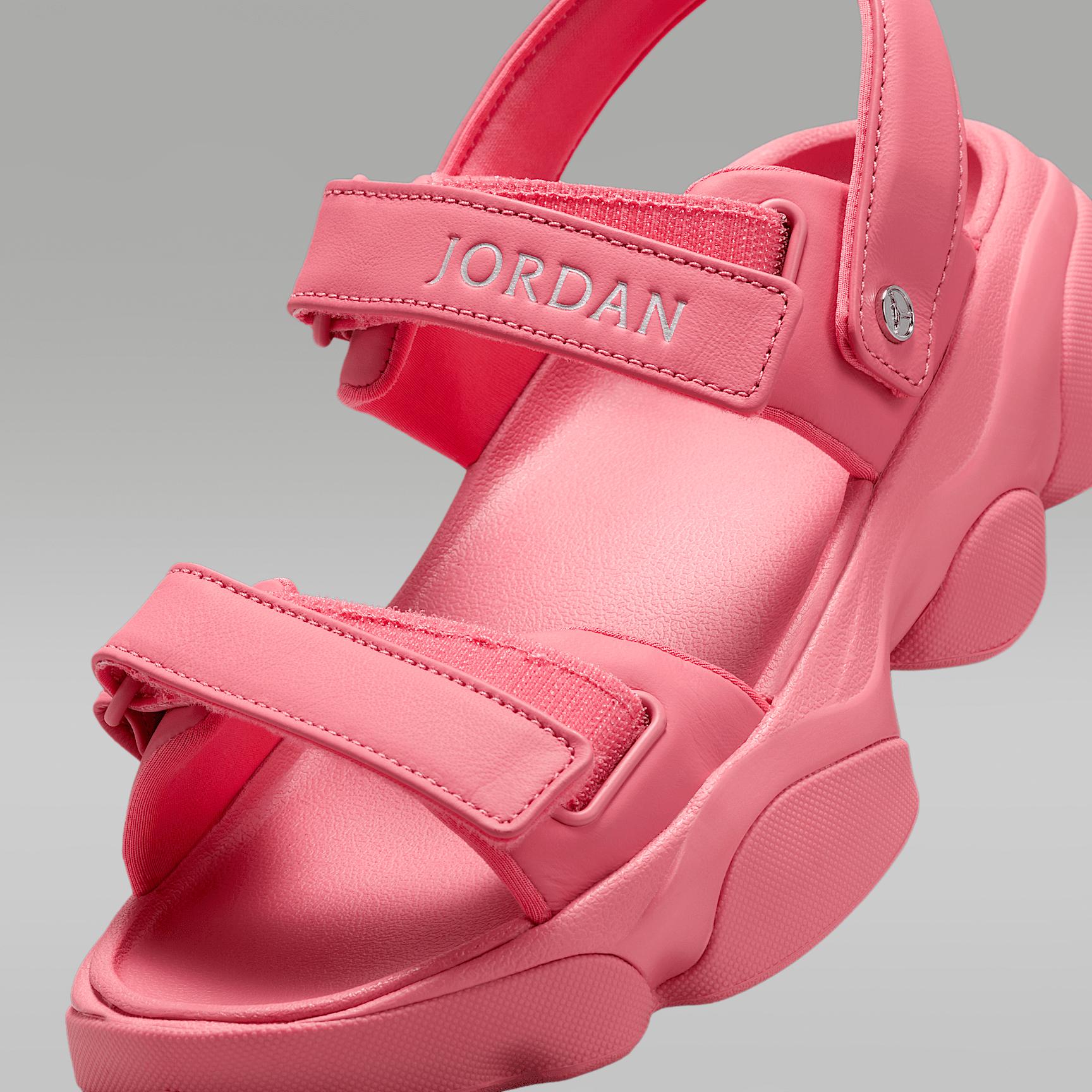Jordan Deja Women's Sandals Product Image