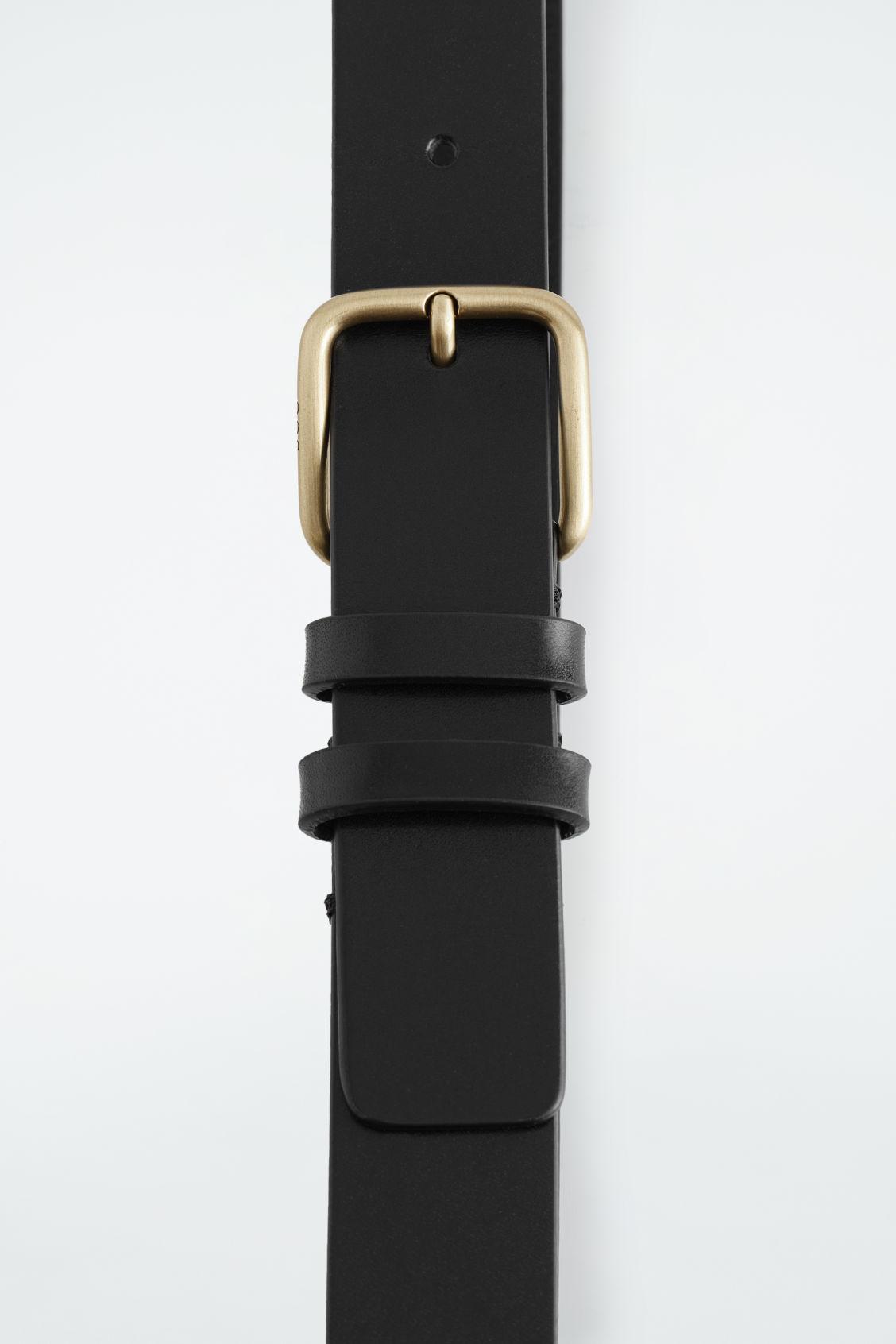 CLASSIC LEATHER BELT Product Image