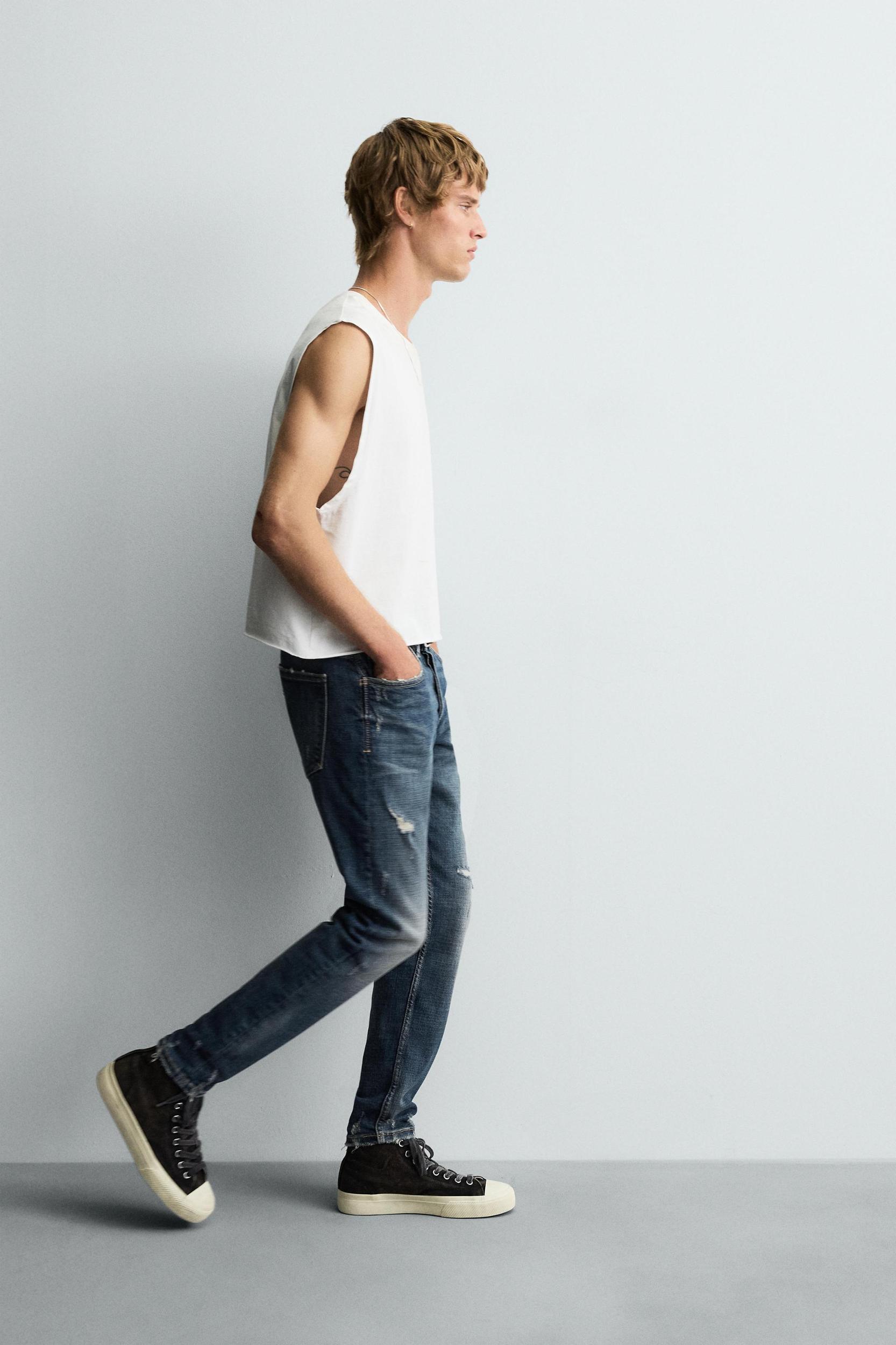 RIPPED SKINNY FIT JEANS Product Image