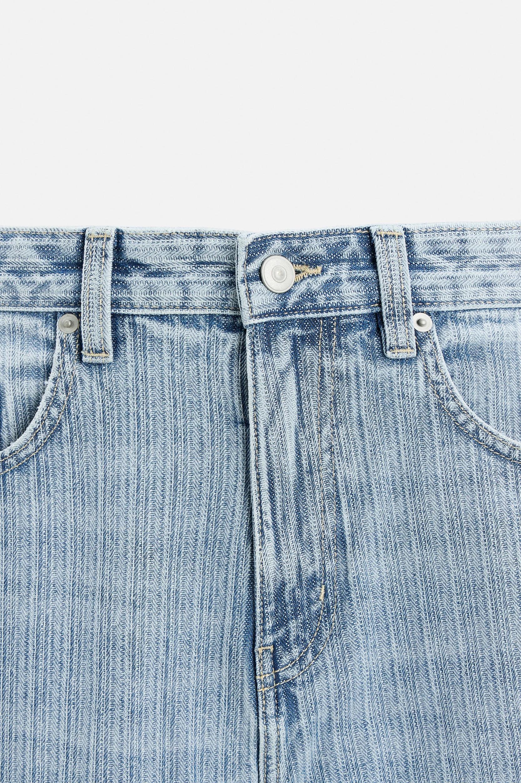 STRUCTURED RELAXED FIT JEANS Product Image