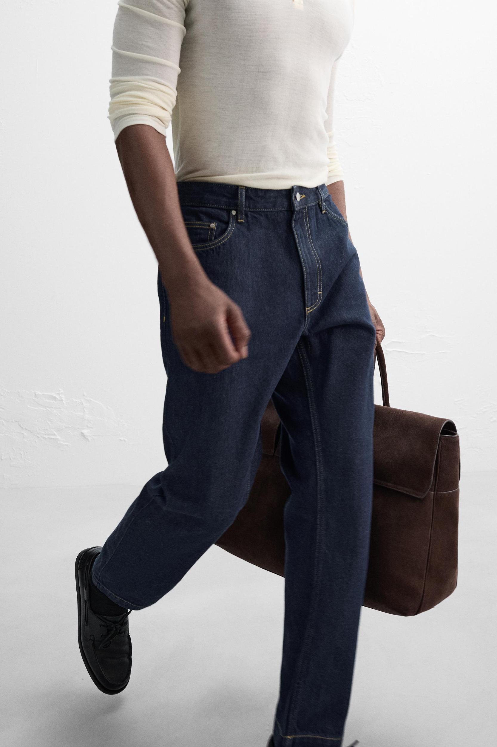 STRAIGHT FIT JEANS Product Image