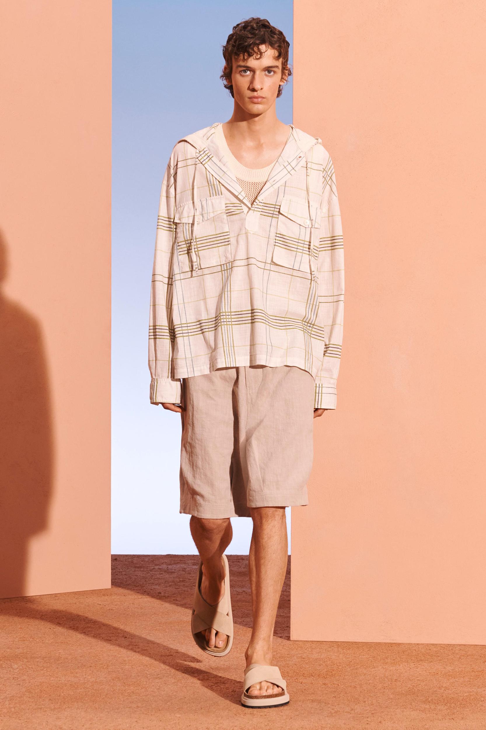 LTHR SNDLS Product Image