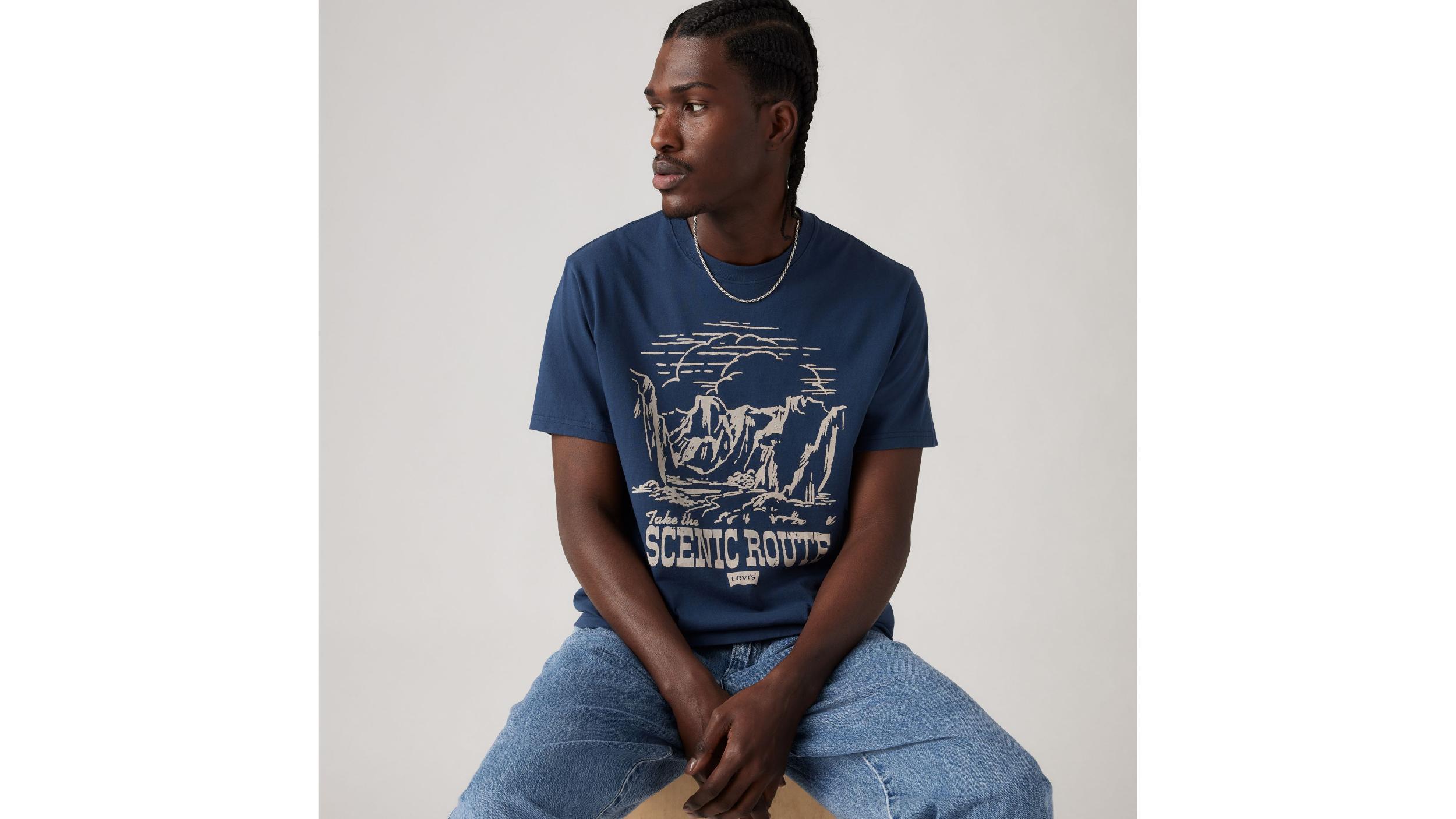 Relaxed Fit Short Sleeve Graphic T-Shirt Product Image