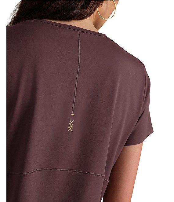 RHONE Serene Crew Neck Short Sleeve Cropped Tee Product Image