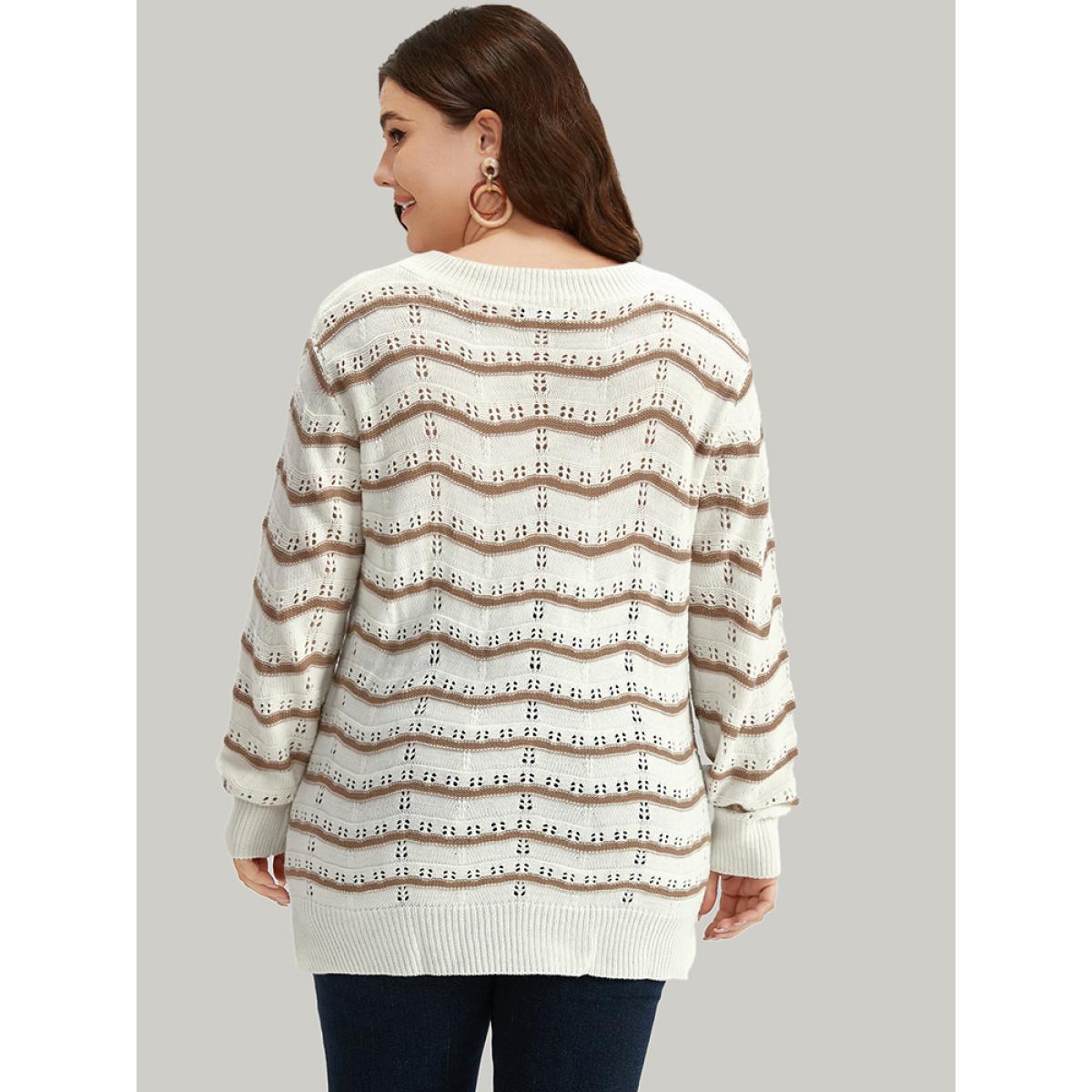 Plus Size Wave Striped Cut Out V Neck Cardigan Beige Women Casual Bodycon Long Sleeve V-neck Dailywear Pullovers BloomChic 28/5X Product Image