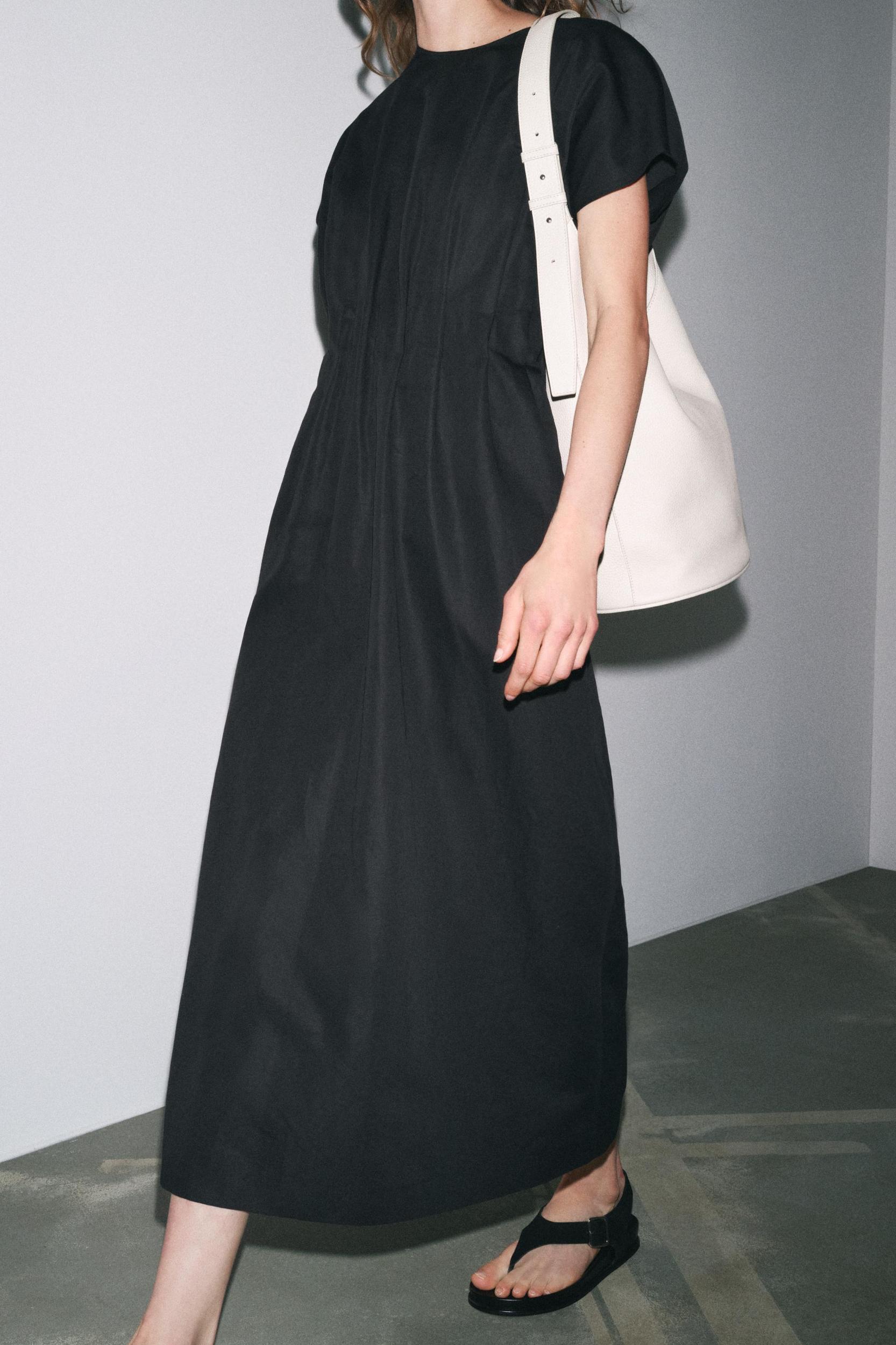 ZW COLLECTION PLEATED MIDI DRESS Product Image