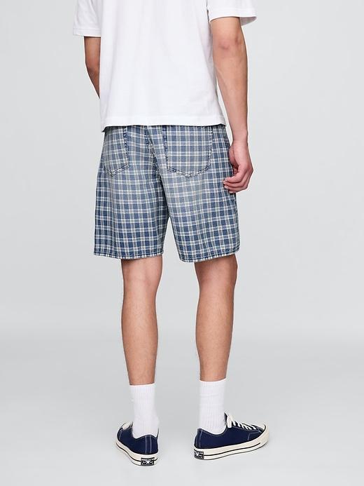 '90s Loose Denim Plaid Shorts Product Image