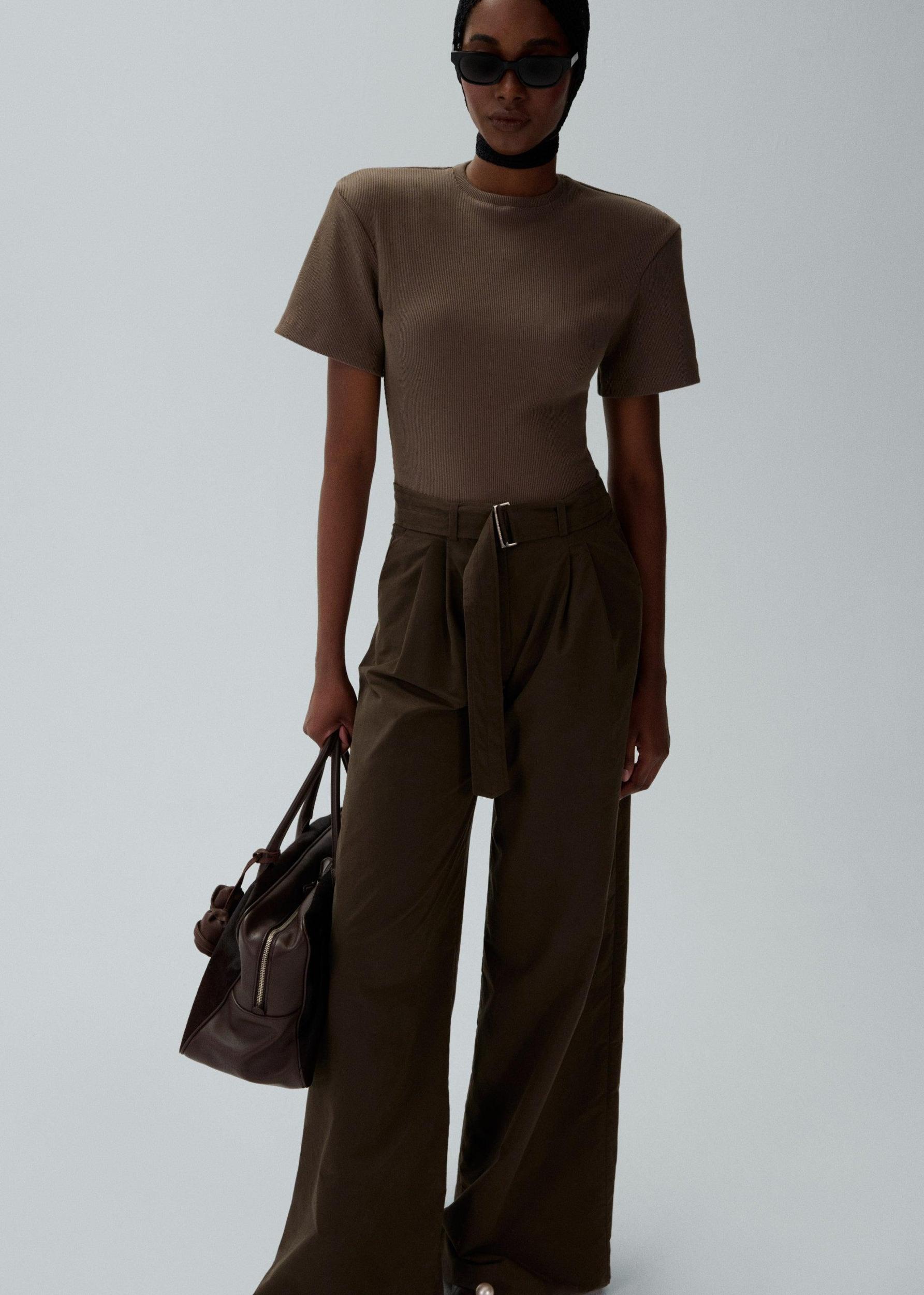 Ribbed short sleeve bodysuit in beige Product Image