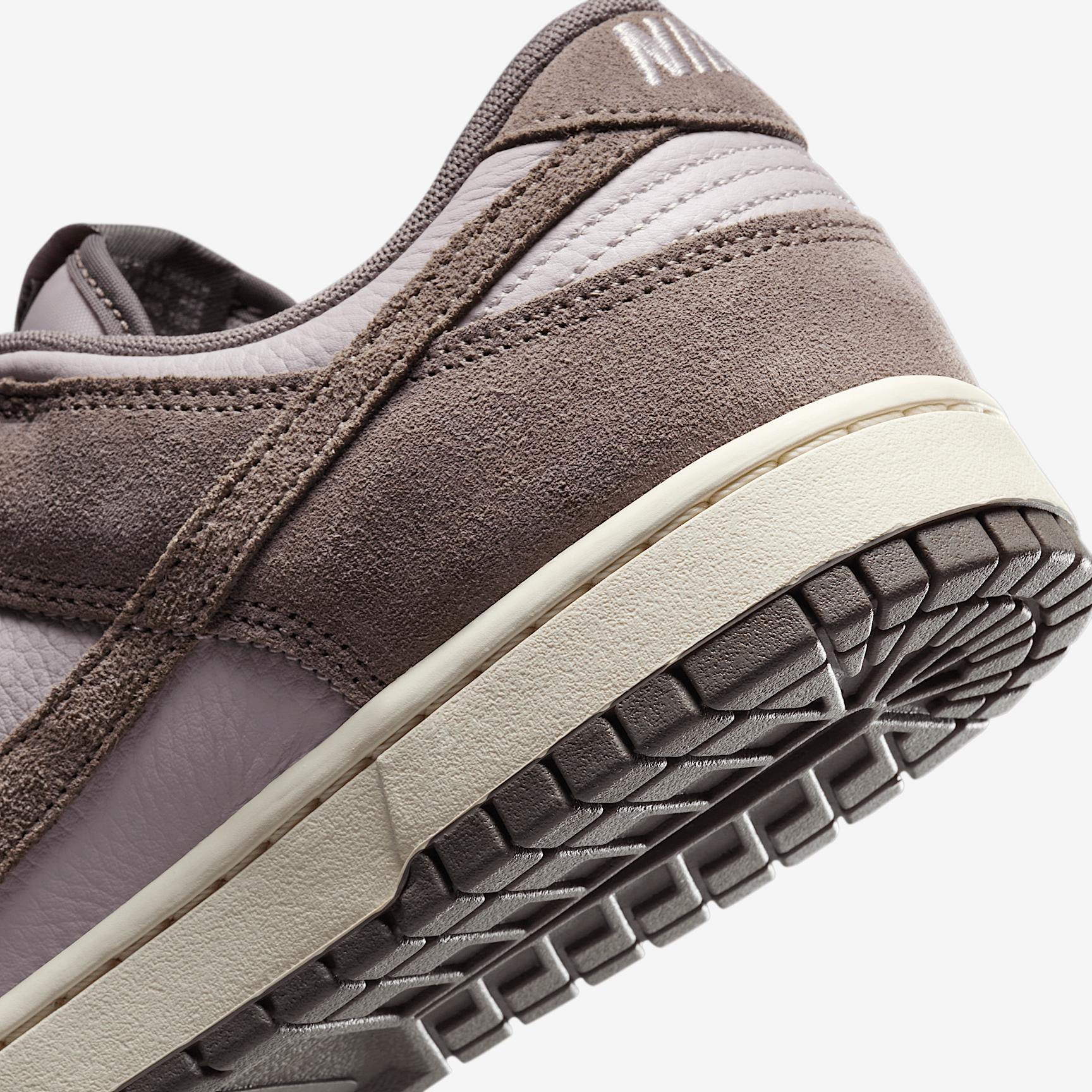 Nike Dunk Low Retro SE Leather/Suede Men's Shoes Product Image