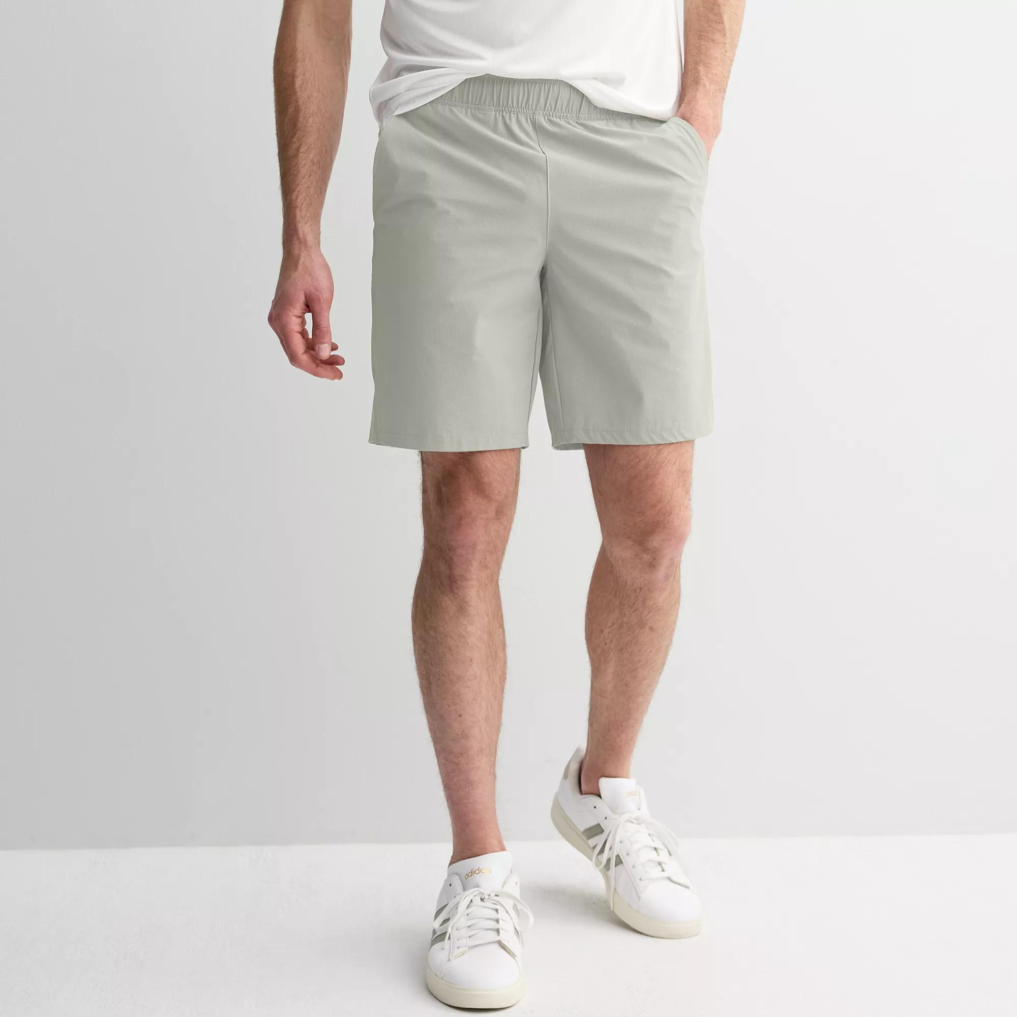 Men's Tek Gear® Lightweight 9 in. Woven Shorts,  Product Image