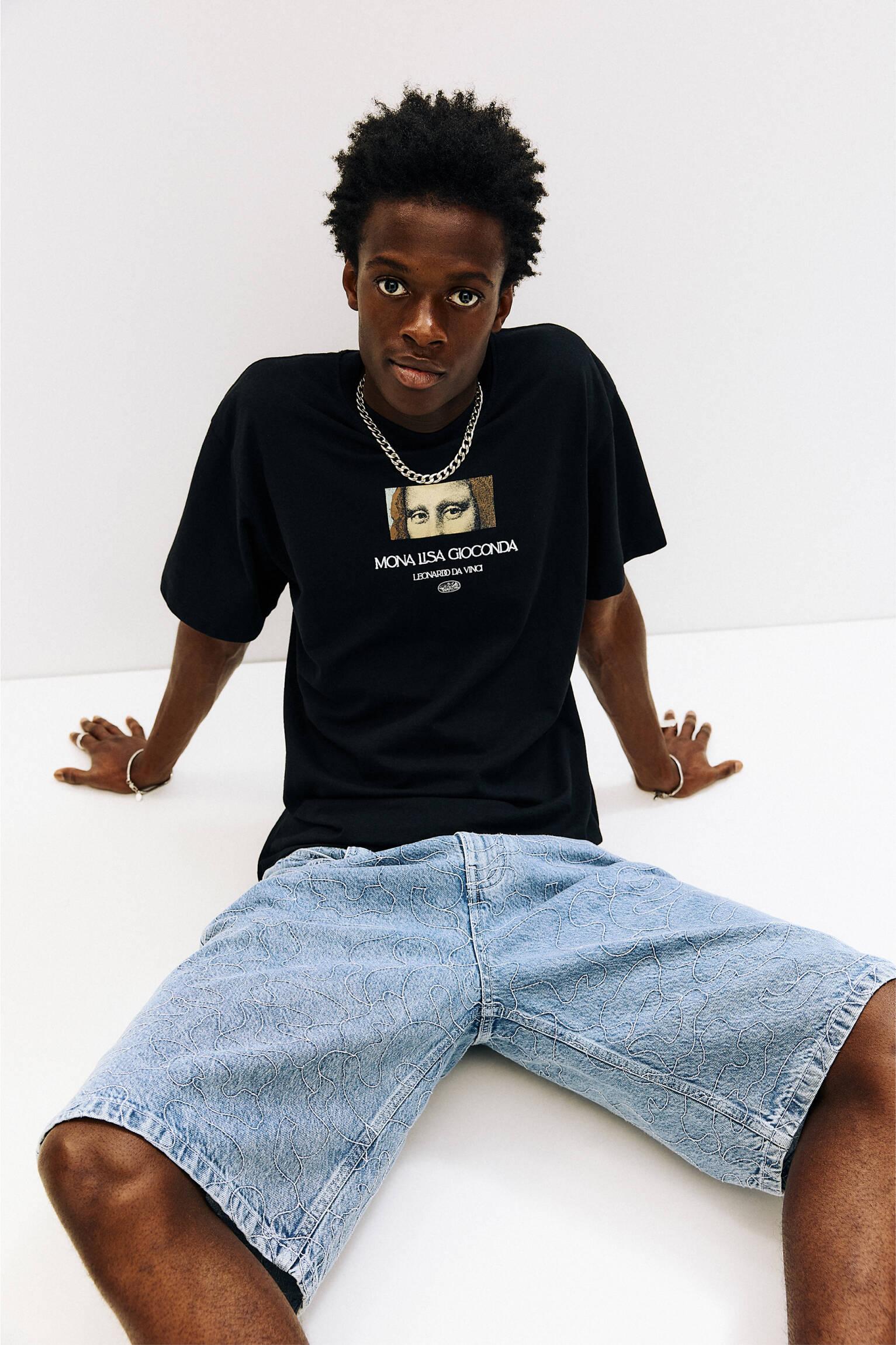 Black La Gioconda T-shirt Product Image