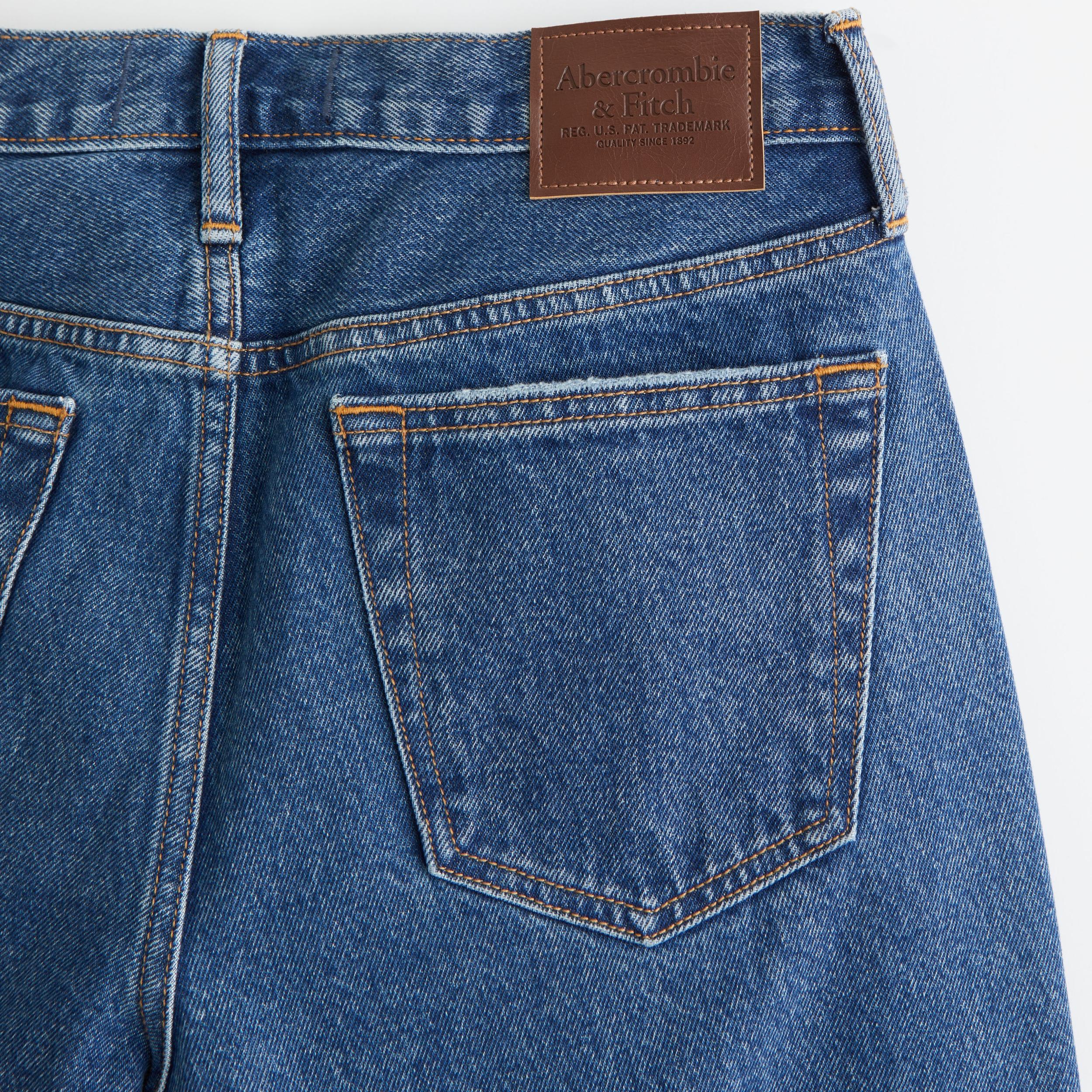 Loose Jean Product Image