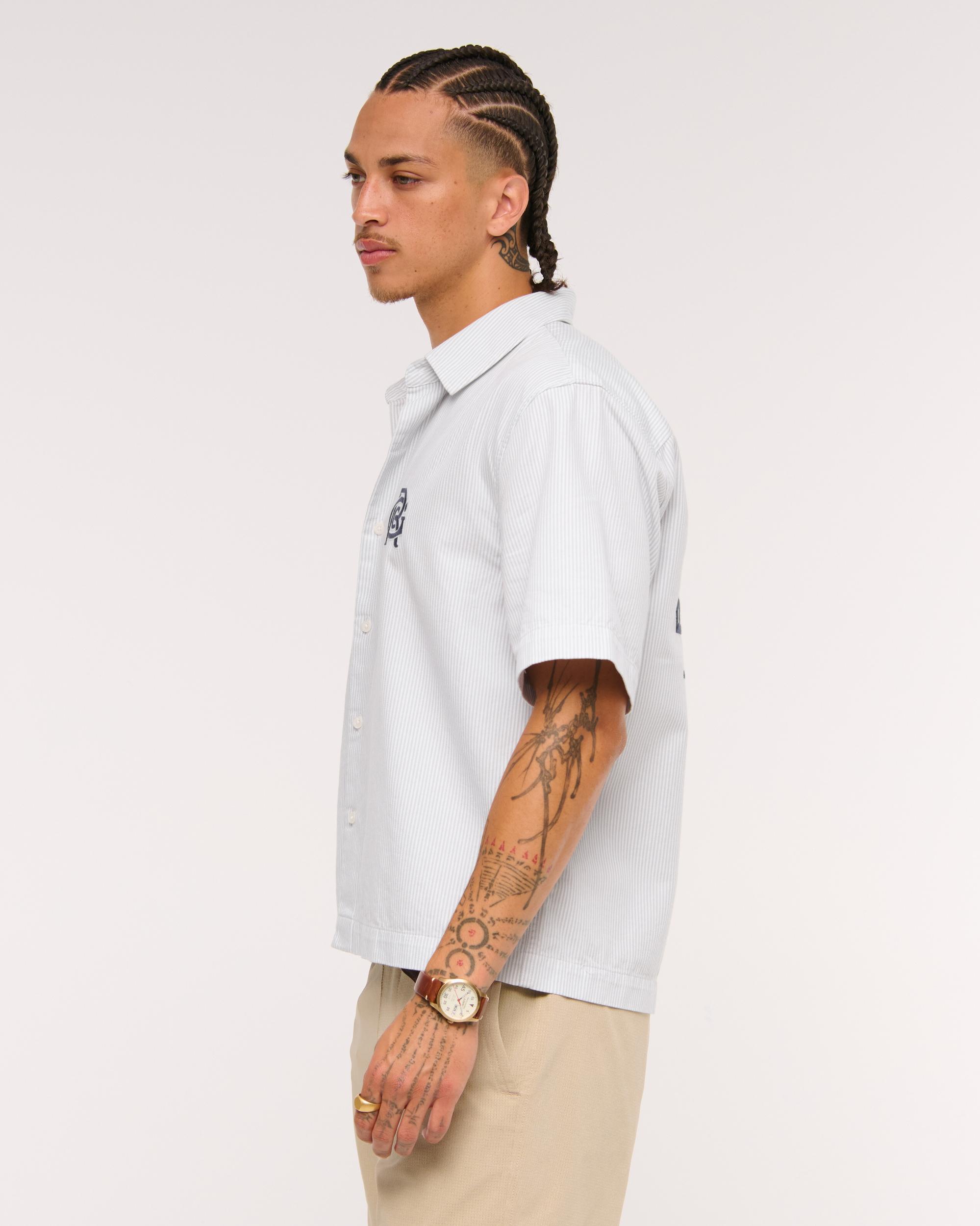 Short-Sleeve Cropped Random Golf Club Button-Up Shirt Product Image