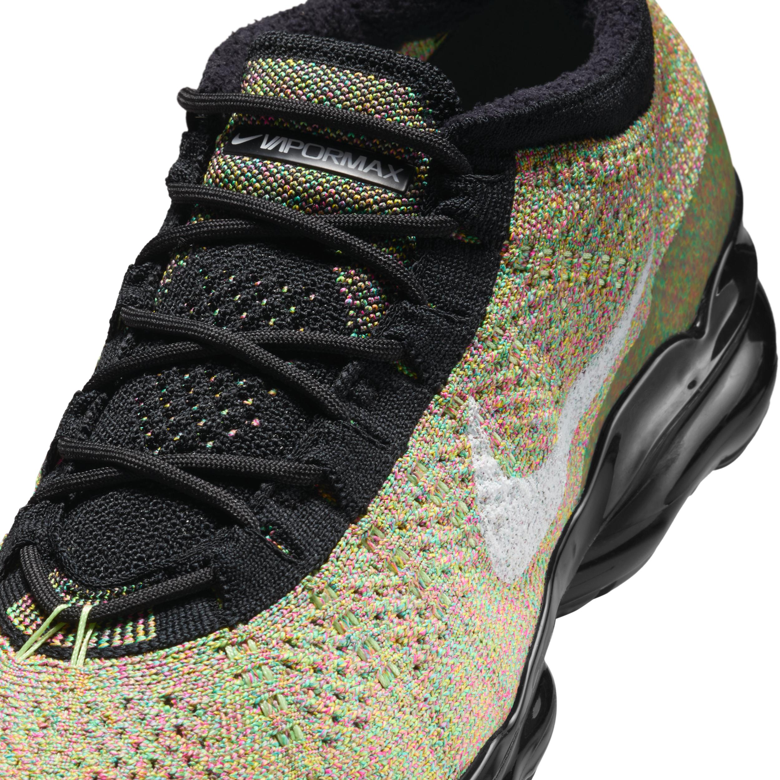 Nike Men's Air VaporMax 2023 Flyknit Shoes Product Image
