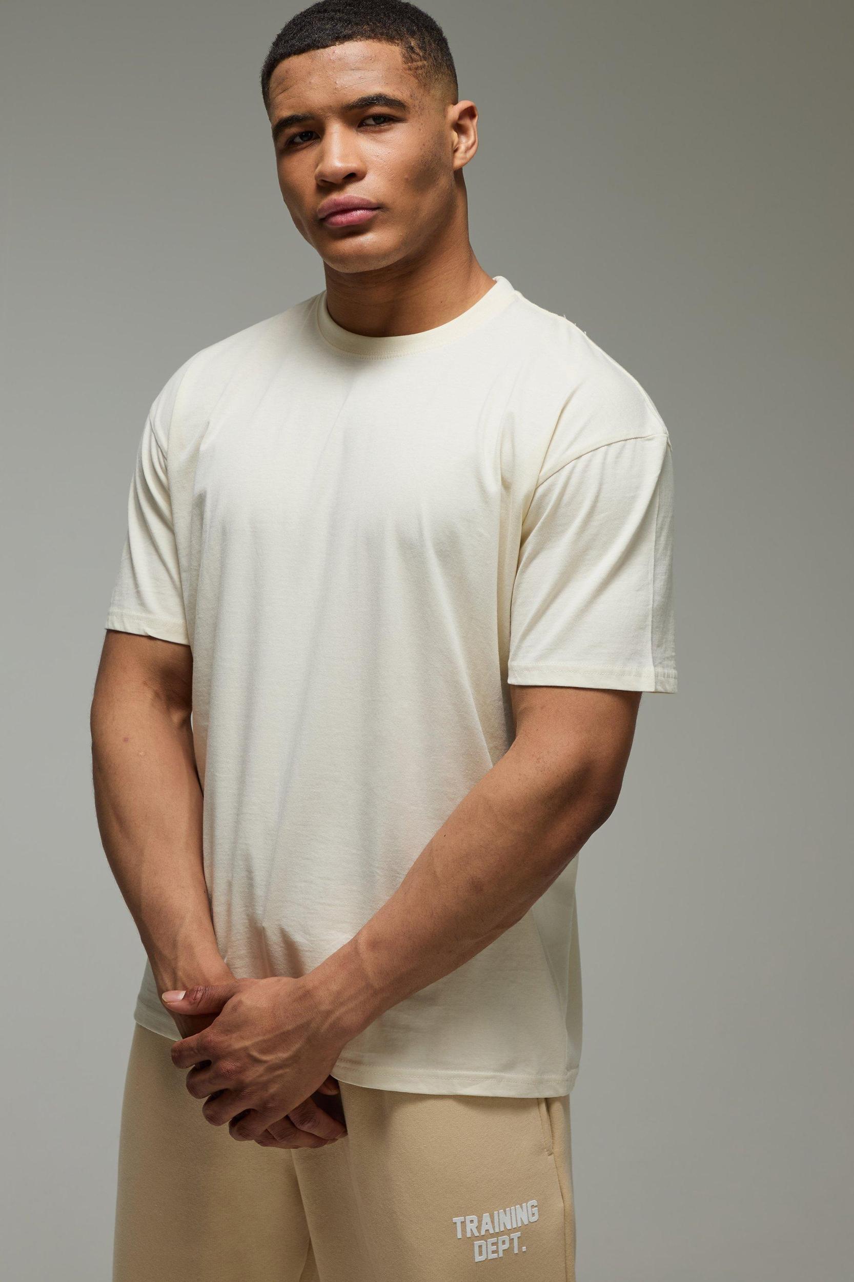 MAN Active Oversized Stronger Every Mile T-Shirt | boohooMAN USA Product Image