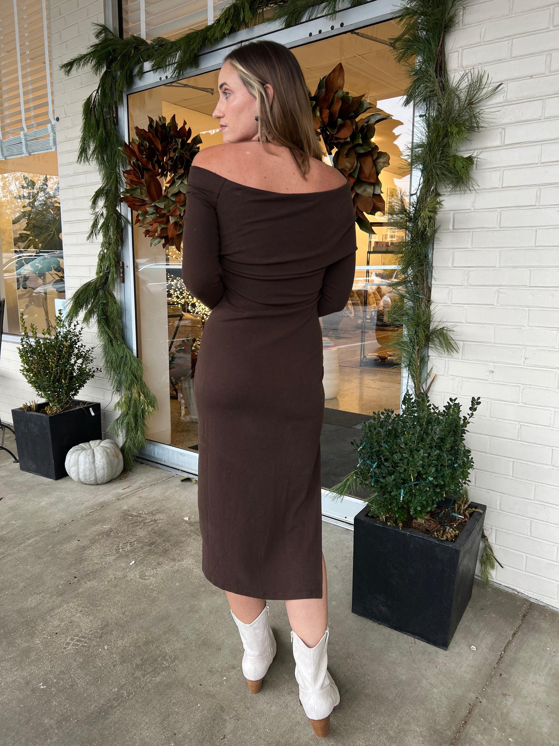 [ASTR The Label] Jada Off Shoulder Midi Dress Product Image
