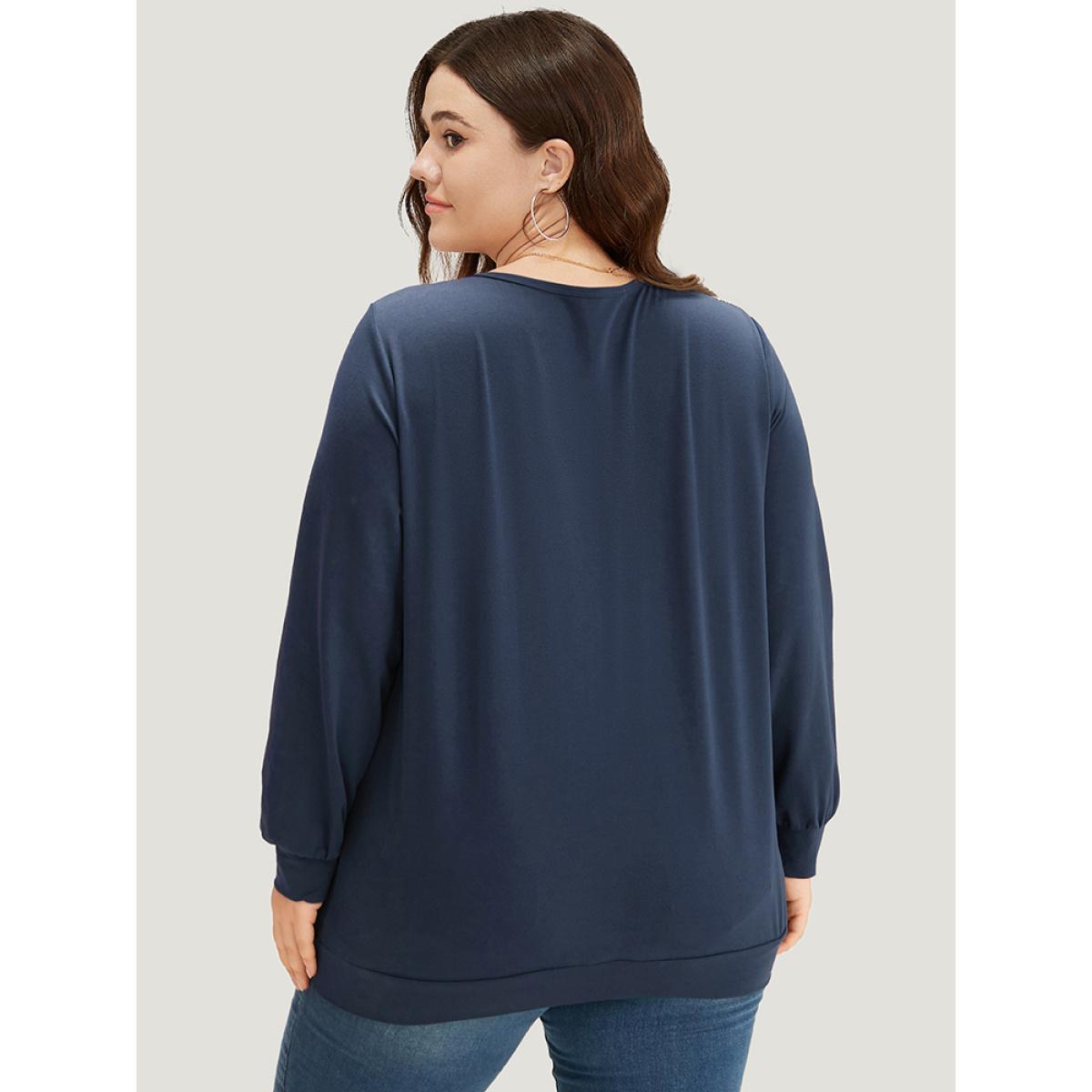 Plus Size Two Tone Patchwork Crew Neck Sweatshirt Women Indigo Casual Elastic cuffs Round Neck Dailywear Sweatshirts BloomChic 12/L Product Image