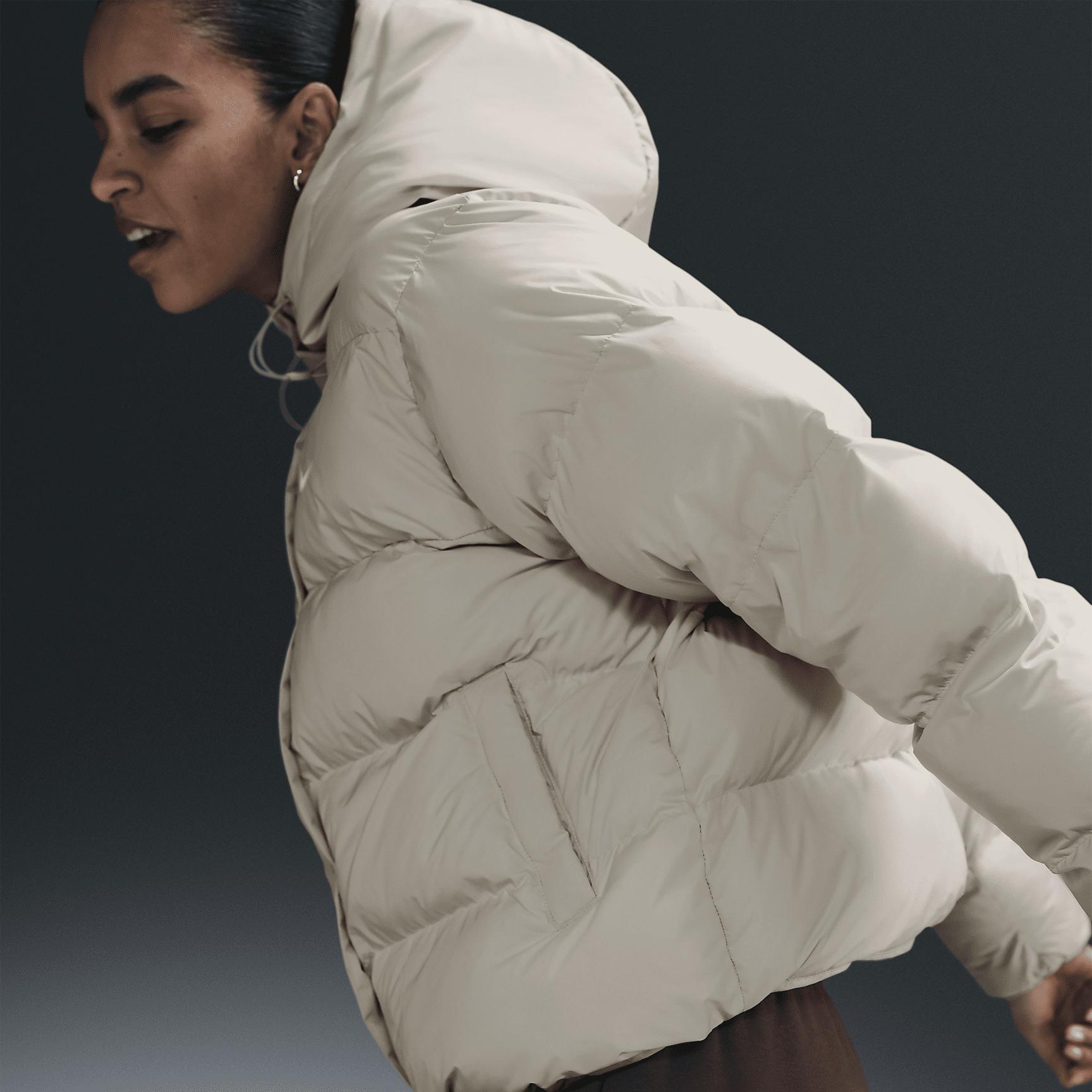 Nike Sportswear Metro Puffer Women's Therma-FIT Loose Hooded Jacket Product Image